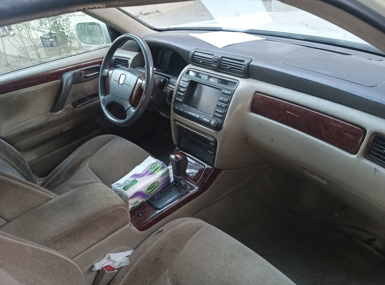 السلام عليكم ملكة خضراوي محجل للبيع موديل 2000 رقم بصرة مشروع وطني باسمي السنوية لغاية 2027 شاصي 75 نص فول محرك vvt3000 مكفولة من الكص والحادث ونقل الجثة ما عدى صبغ بالجاملغ الخلفي بدون حادث السعر 100ورقة المكان بابل، حلة، سياحي للاستفسار الاتصال على الرقم ***********او وات ساب *********** الله يرزقك الجميع
