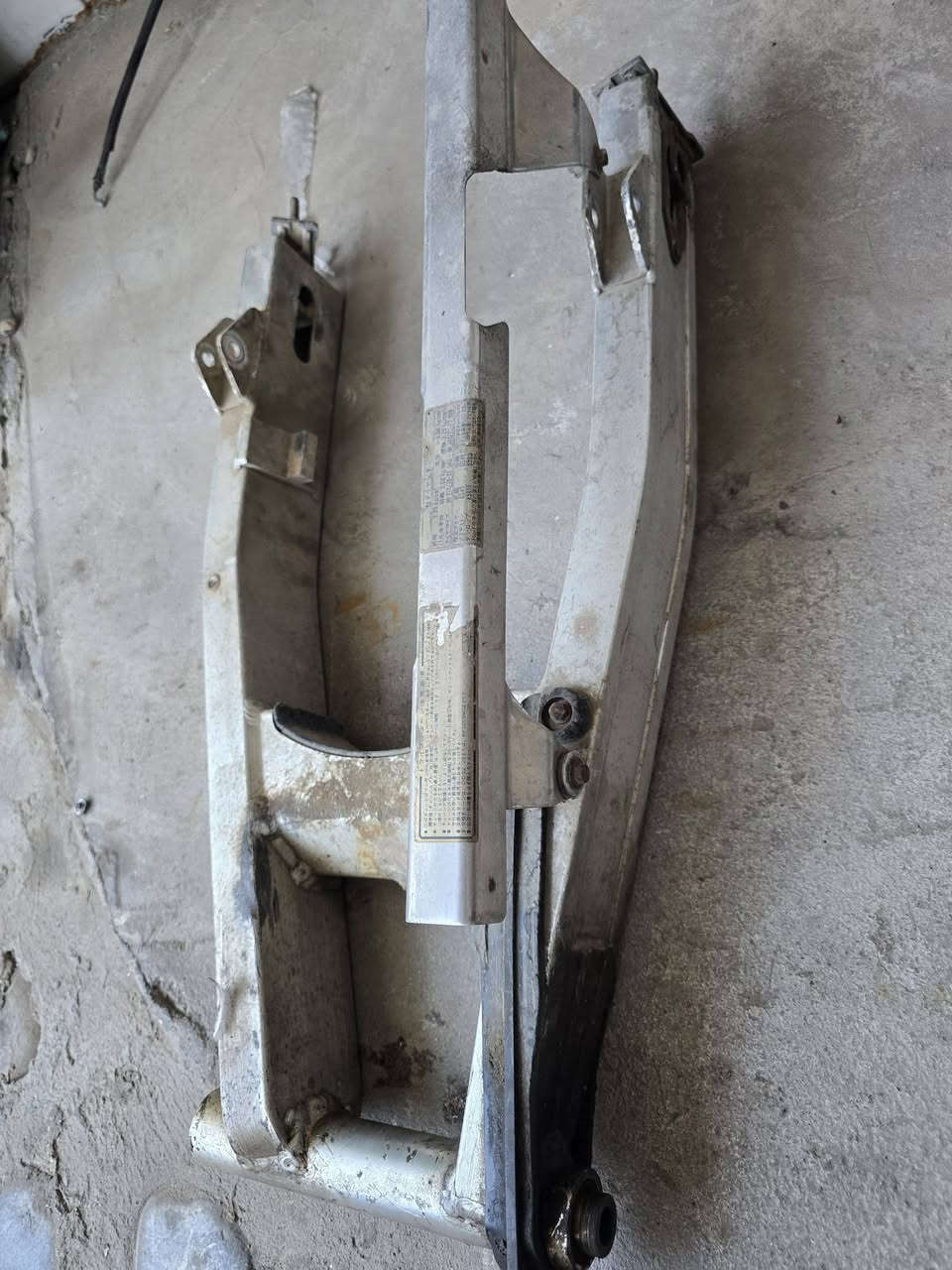 السلام عليكم 
غراض تفصيخ بطح CB400 الجيل الاول 
شتريد موجود 

مكاني بغداد حي العامل 
***********
