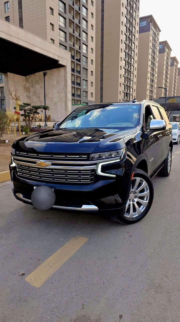 شيفروليه تاهو – Chevrolet Tahoe Premierموديل 2023 | وارد خليجي – شركة المنصور
🌍 المدينة - بغداد – 

---------------------------  

المواصفات
 : فول برايمر فول مواصفات 

🔹 المحرك: 5.3 لتر – V8 (8 سلندر)

:فئة Premier الأعلى

:قير أوتوماتيك 10 سرعات

:كراسي جلد فاخرة كهرباء مع ذاكرة

:تدفئة وتبريد للمقاعد الأمامية

:شاشة لمس كبيرة + عدادات ديجيتال أندرويد أوتو / آبل كار بلاي

:كاميرات 360 درجة

:رادارات ونقاط عمياء

:نظام المحافظة على المسار

:مثبت سرعة ذكي

:فتحة سقف بانوراما

:نظام صوتي فاخر Bose

:تشغيل بصمة ودخول ذكي

:صندوق خلفي كهرباء

:إضاءة LED أمامية وخلفية

:جنوط ألمنيوم 21 إنچ
عداد كيلو متر 90 الف كيلو 
للتواصل: ***********
