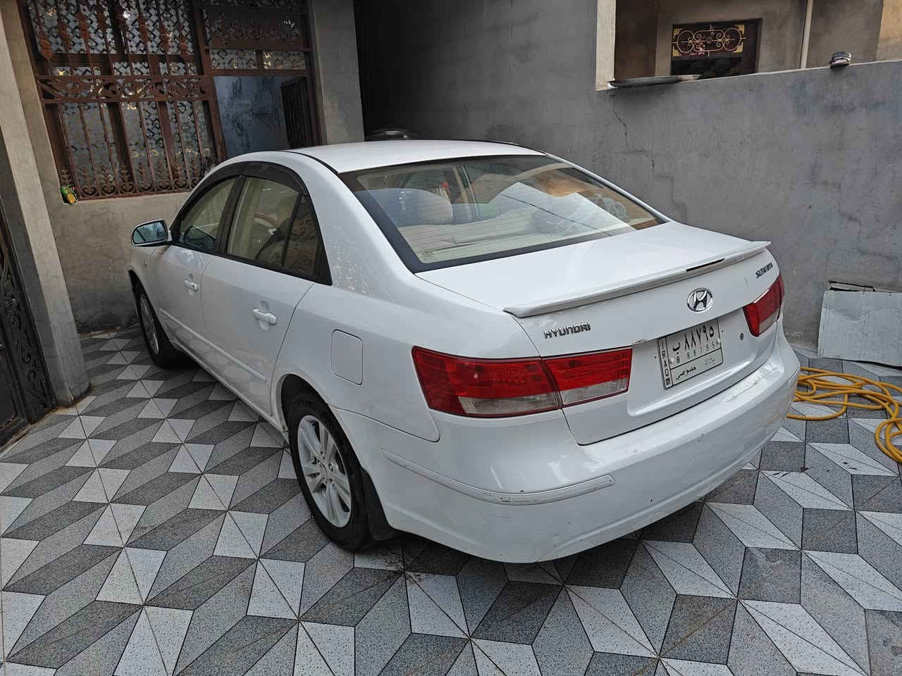 سوناتا 2009خليجي
 محرك2000 بيهة تبديل جاملغ الأيمن وبارد بالجاملغ الأيسر وبارد بالبنييد والهلال الأيمن عمر اثر خياس وكلشي موضح بالفيديو
سنوية بأسمي 
السعر 110 وبيهة مجال مكان السيارة بابل الحصوة 
رقم الهاتف ***********
