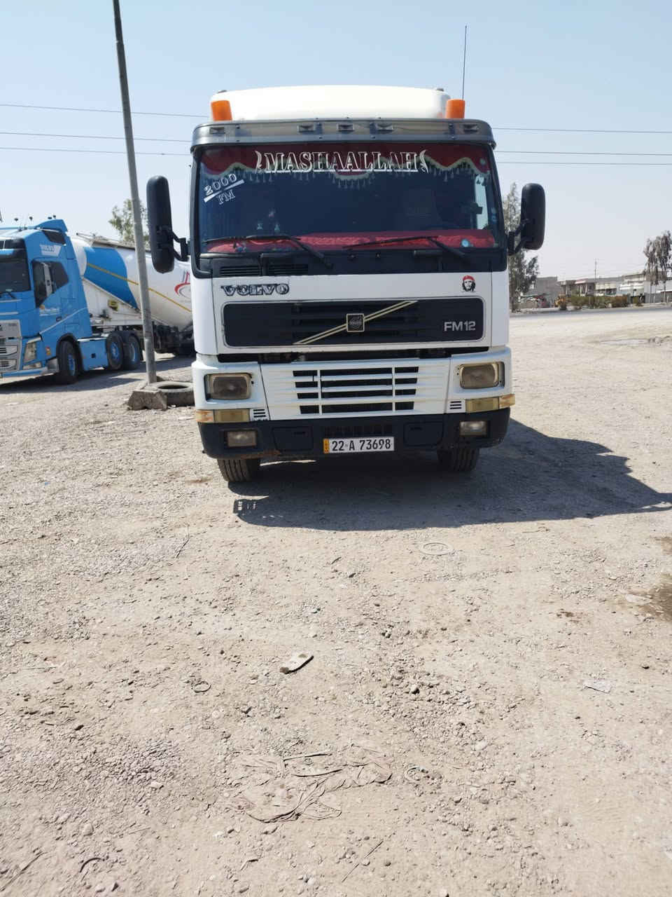 سلام عليكم للبيع موديل 2000 كير 3/3 مجموعة توب تلاين گير محرك اكسل كله بشرط سنويه جديد حصه گاز الستفسار ***********
