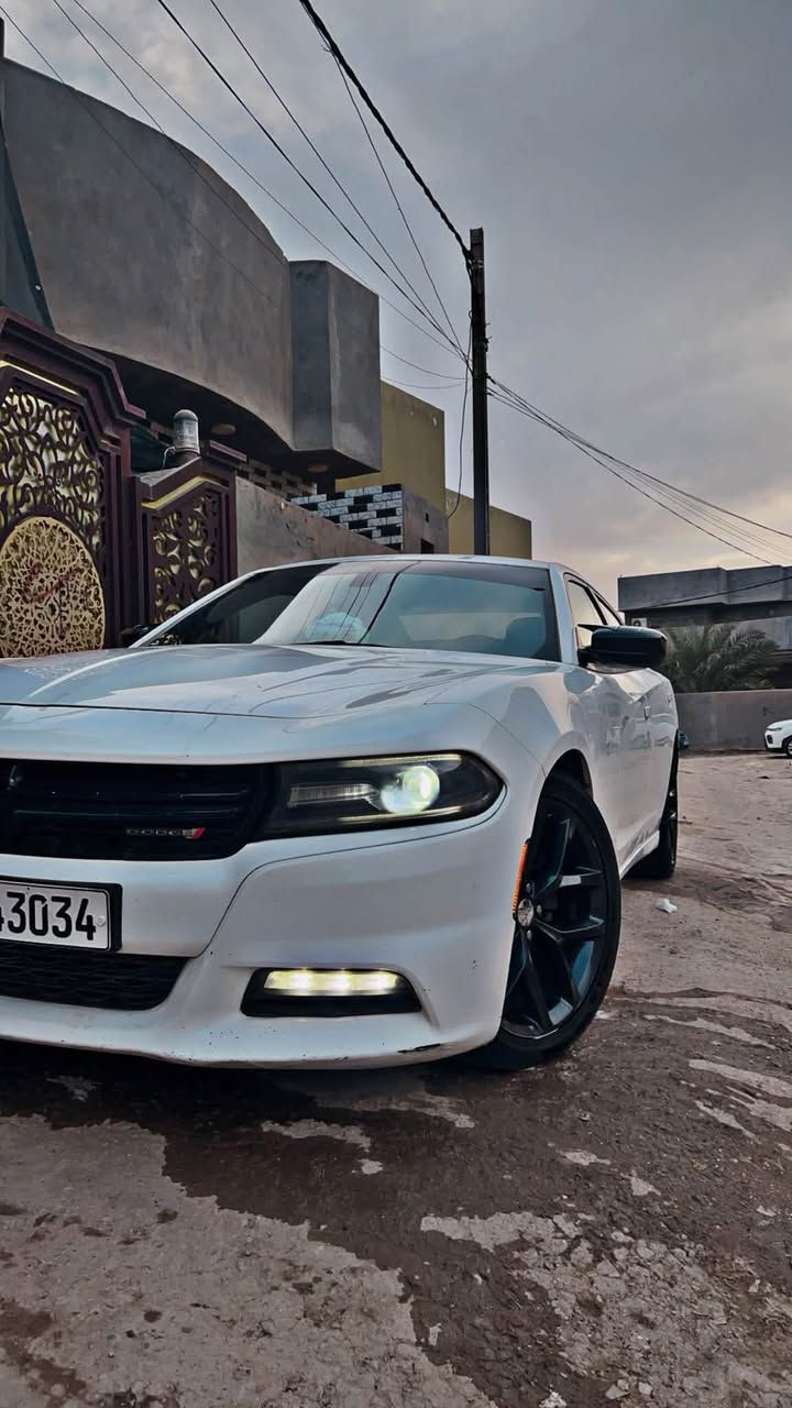 السلام عليكم
جارجر sxt 2016

السياره كلين 

فول عده لفتحه

رقم اربيل بسمي 

السعر ١٩٥ 

مكان حله 

***********
