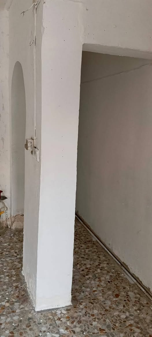 السلام عليكم 

بيت للايجار مساحه 110 متر
 طابق واحد يتكون

من كراج وصاله وغرفه  ومطبخ وصحيات 

ودرج على السطح 

المكان المنتزه قبل البانزين خانه بالخدمي مالته كبالك يكون تشجير

البيت طابو ليس زراعي 

السعر 400 الف قفل قفل

للاستفسار متواجد واتساب او الاتصال على 

***********
