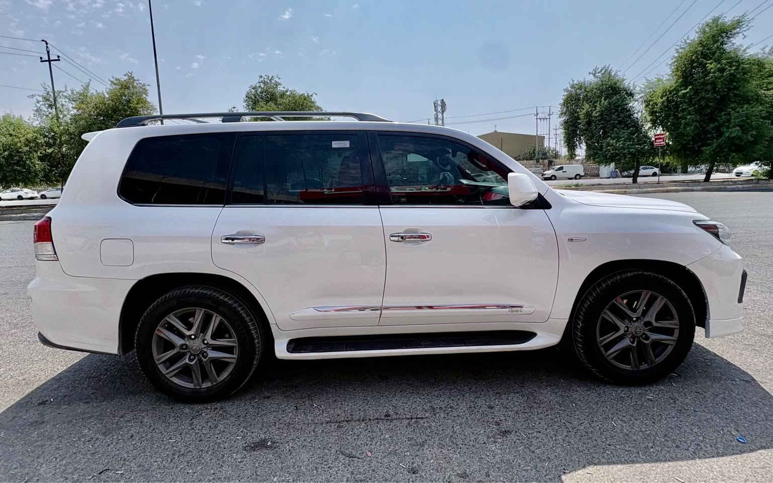 لیگزس Lexus . LX570 

مـــــۆدیل / 2011 شکل کامل کراوە بــــــه2015

مواسفات : فوول ، جەگ بڵند و نەوی ئەبێ ، سندوق شەفتە ،دەبل جام و فۆتۆیە بیلادی ،  ۳ ڕیز کوشین ، کوشین سارد و گەرم و خەزن ، کوشینی ڕیزی سێیەمیش کارەبایی ، ۳ کامیرا بیلادی ، بەسمە و سلاید ، لایت لید ، زینۆن ، بەخاخ 

مەکینهV8.5.7  ۱ 

 ، ،ته نيا بؤنيت بؤياغه بي داغلي، 
کارەباییات و دەبلەکانی و گەرمی و ساردی و تەقە و ڕەقەی بەشەرتی فەحس . سعر290 كه ميك مجال
نـــــــرخ   290$ 
*********** أربيل, العراق
