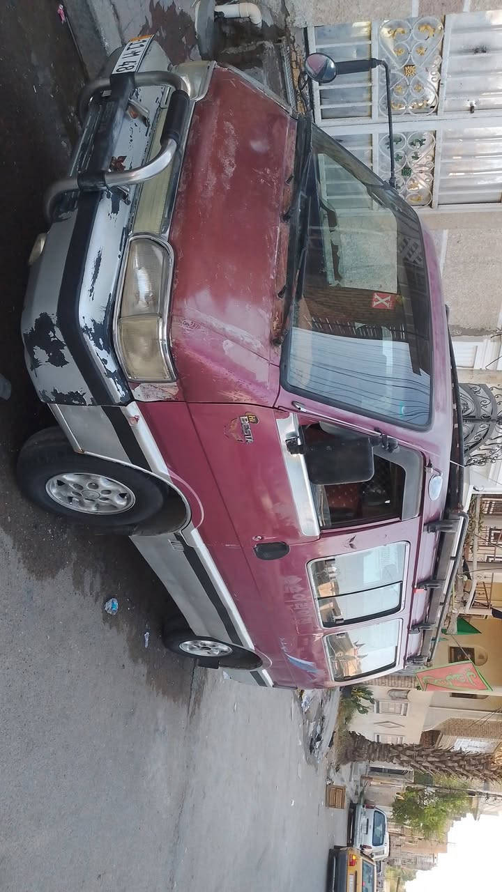 السلام عليكم كيه بسته للبيع موديل 94 مكينه وكير واكسل مكفولات شواصي مكفولات سياره بلاديه خير من الله مابيها اي نقص مصفره مرور سنويه لل30 العنوان بغداد الحسينيه/الرقم/***********
