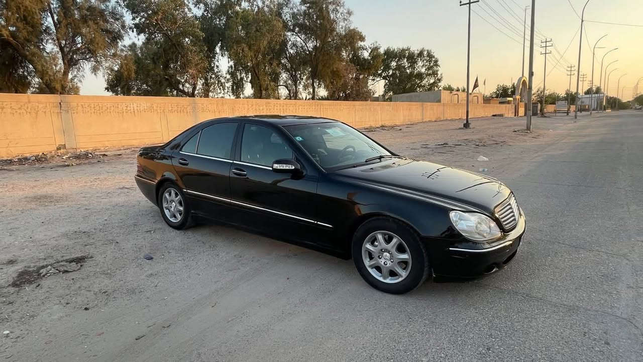 السلام عليكم غواصه 320 سته اسلندر فول مواصفات سياره جديده وجاهزه كير مكينه حداده تبريد رقم بغداد تحويل 
بيع او مراوس 
السعر 93 
عنواني بصره
تلفون 
***********
