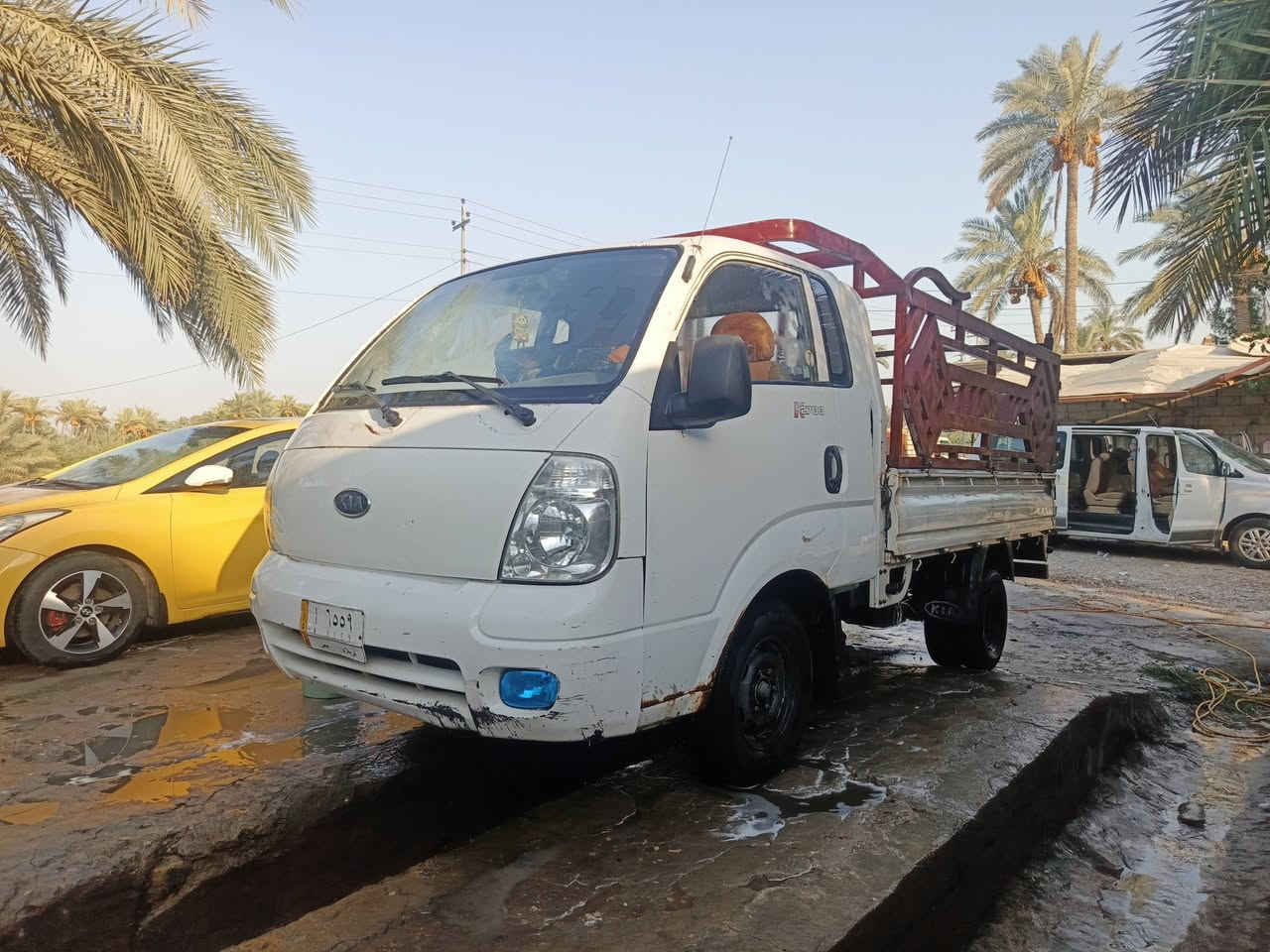 كيا نثية موديل 12 مكفولة كفالة عامة للبيع سيارة مال جناي سعره 92 وبيه مجال رقمه كربلاء مشروع وطني مكانه ديوانية قضاء الشامية ***********
