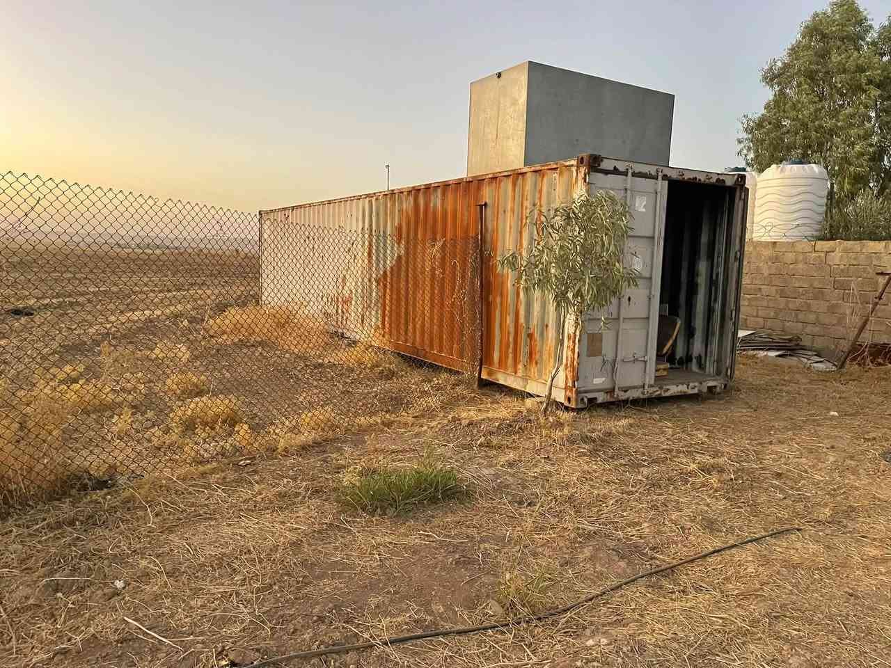 حاوية • للبيع • موصل