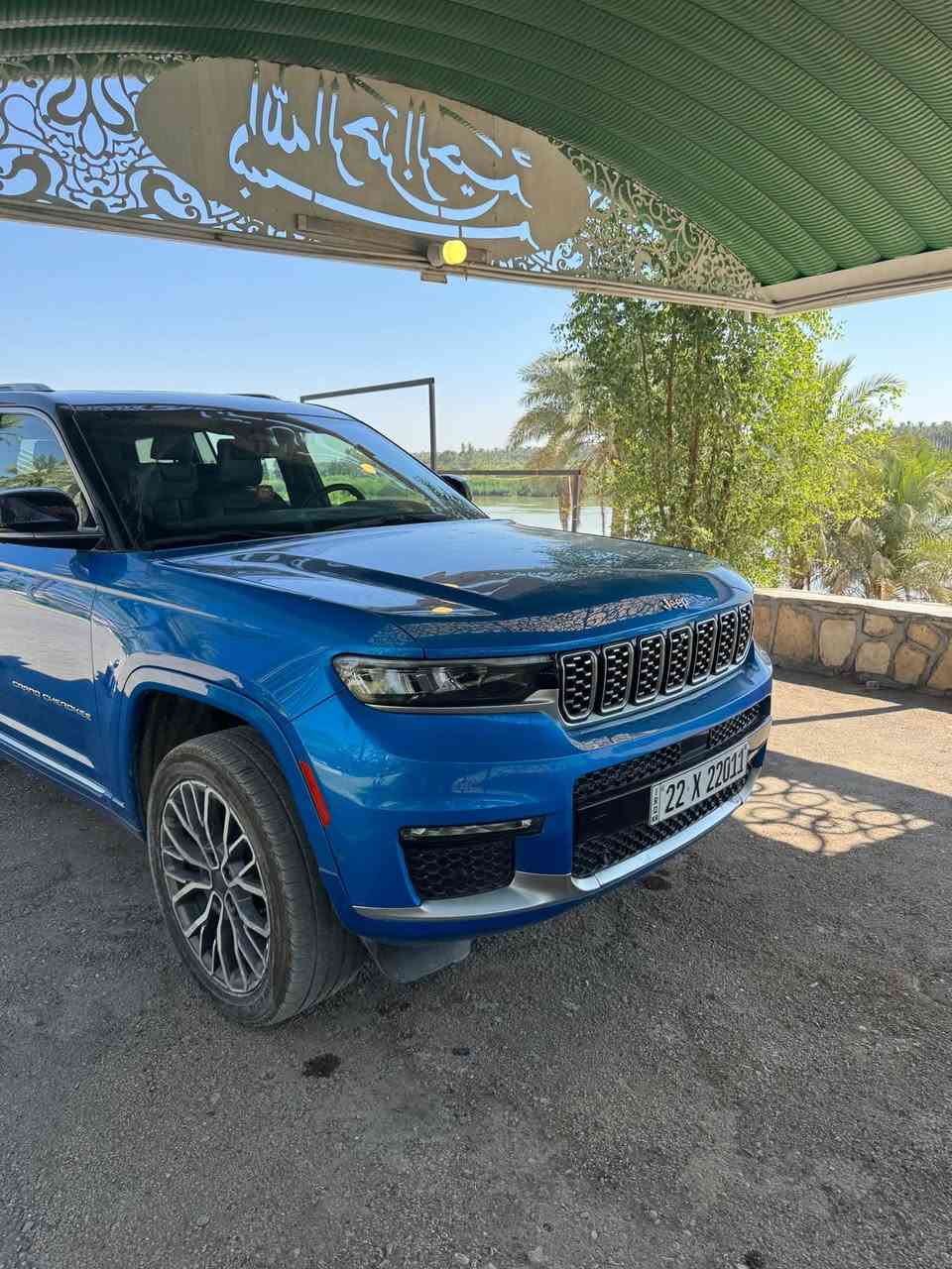 السلام عليكم 
جيب سومت رزريف  يعني vip امريكا
موديل 2023 
ممشى 28 الف فقط 
السيارة مابيها ولا قطرة صبغ 
بيها فقط مكان واحد بارد وهايهيه ولا نقطة صبغ 
السيارة بيها رقم مميز 
مواصفات ميحتاج اذكر 
السومت معروفه تدليك وجكات وناظور ليلي وجلود داخليه غير وخشب طبيعي وهواي امور  
هذا رقم تلفوني ***********
