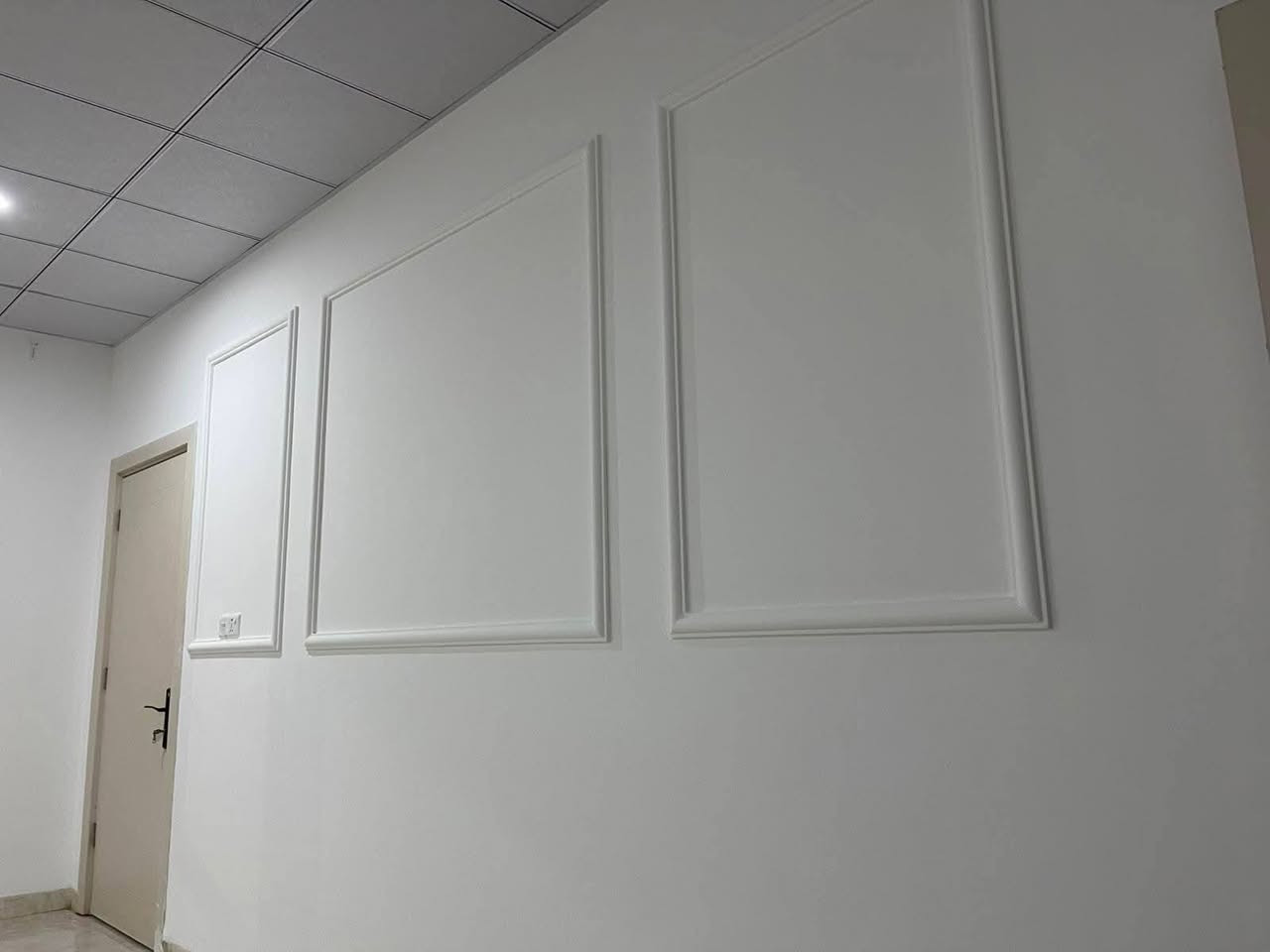_🎨 صباغين محترفين في تكريت - شغل درجة أولى_

_كادر صيانة برو للصبغ_
✅ صبغ داخلي وخارجي
✅ صبغ جوتن- صبغ تركي - صبغ عادي
✅ لبخ وتصفير جدران
✅ ورق جدران - ديكورات حديثة
✅ صبغ ابواب وشبابيك - بوب
✅ معالجة رطوبة وعفن قبل الصبغ
✅ تنظيف بعد الشغل

_💪 شغل نضيف ومرتب_
_⏰ التزام بالموعد_
_💰 اسعار مناسبة جداً_

📍 نخدم تكريت وكل صلاح الدين
📲 _تواصل واتساب: ***********_

_اتصل هسه واحجز موعدك - صبغ بيتك يرجع جديد! 🏠✨_
