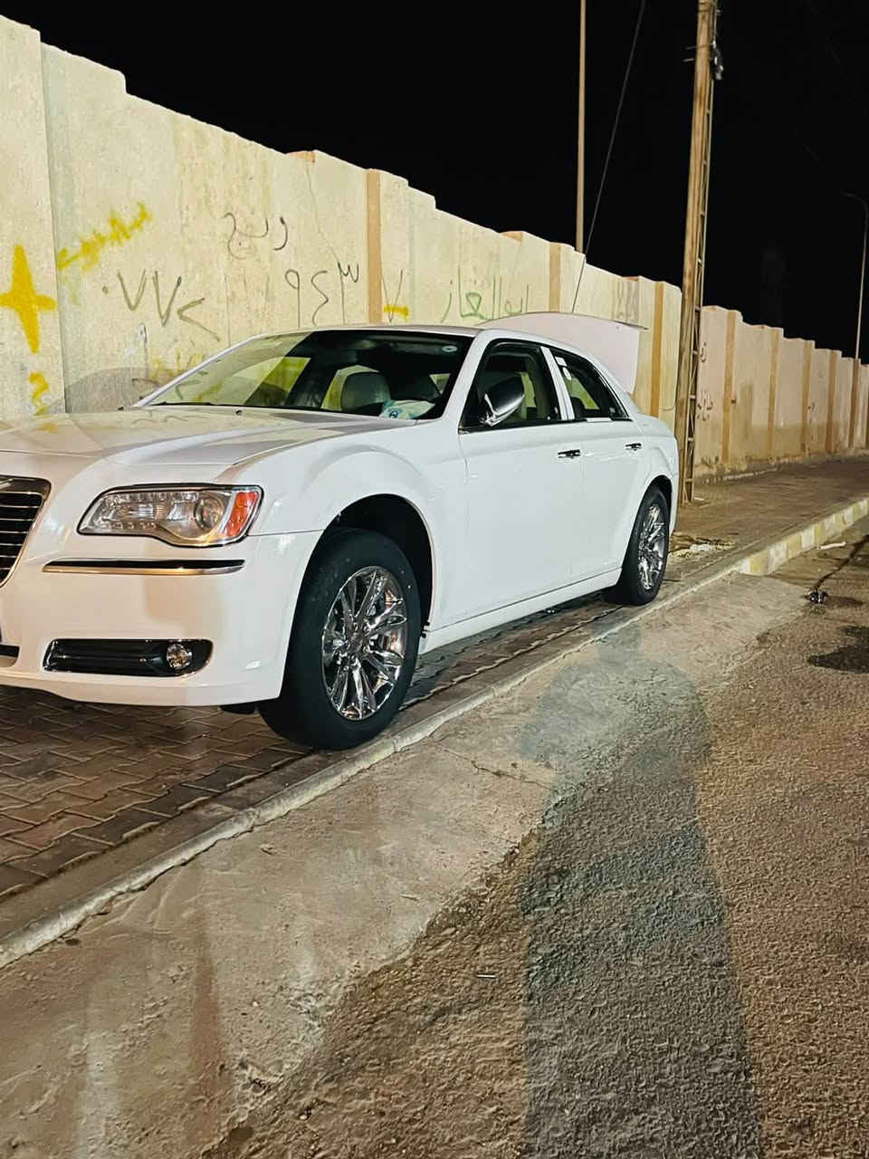 سلام عليكم اخوان اوباما موديل 12 مكفوله سياره عده مكانين بارد بسيط وهلال بي شي بسيط سياره جاهزه حداديه تخم تاير  من من كلشي سنويه ال 28 شماليه سياره مكان سياره العماره 
*********** اخوان مكلف بلنشر
