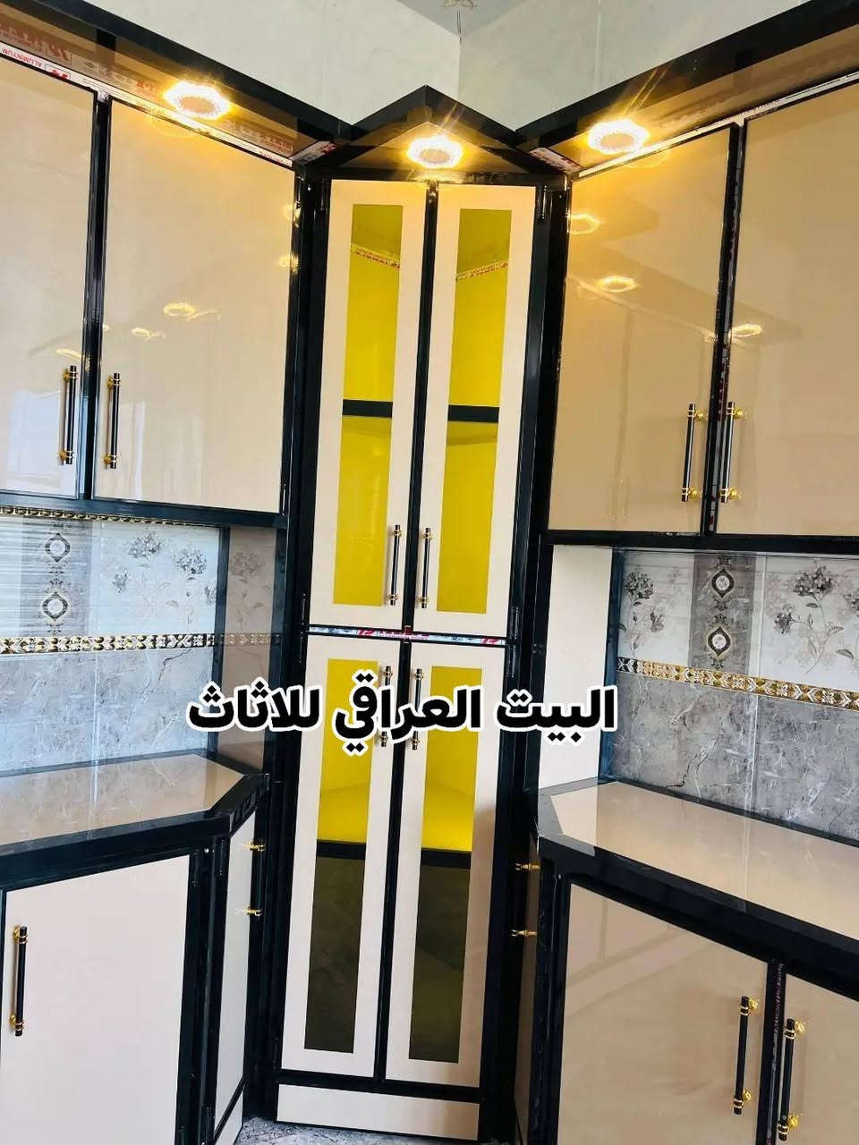 بطابع مميز والوان براقه🤎🖤🫴🏻 لكم التعليق احبتي🦅🫴🏻
العنوان الانبار الرمادي 
وسط شارع ميسلون
هاتف ***********
