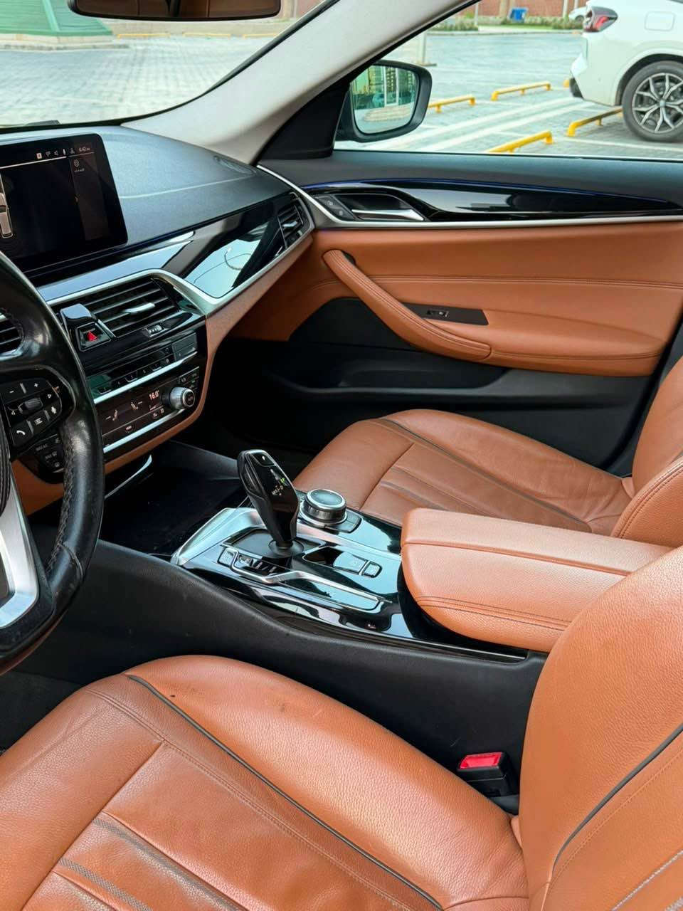 BMW 2022  520

شتیکی زۆر نمونە زۆر جوان بی بۆیاخ گیرو مەکینە بە شەرت سەنەوی تازەیە  

(شاشە گەورە -گیچ ئەلکترۆنی - سوکان ڤۆلیۆم - بەسمە - ئۆتۆ هۆلد - بریک کارەبای - گیر سپۆرت - ٤ مۆد - ئۆتۆ پارکینگ - ناو خەنەیی - کوشن کارەبای -تەبرید مەرکەزی- حاسە-رادار - ئۆتۆ ستۆپ -لید - عەدەسە - کامیرا - کوشن جلد)
٣ پارچە کلێر بێ لێدران
شوین هەولێر 🌍
*********** أربيل, العراق
