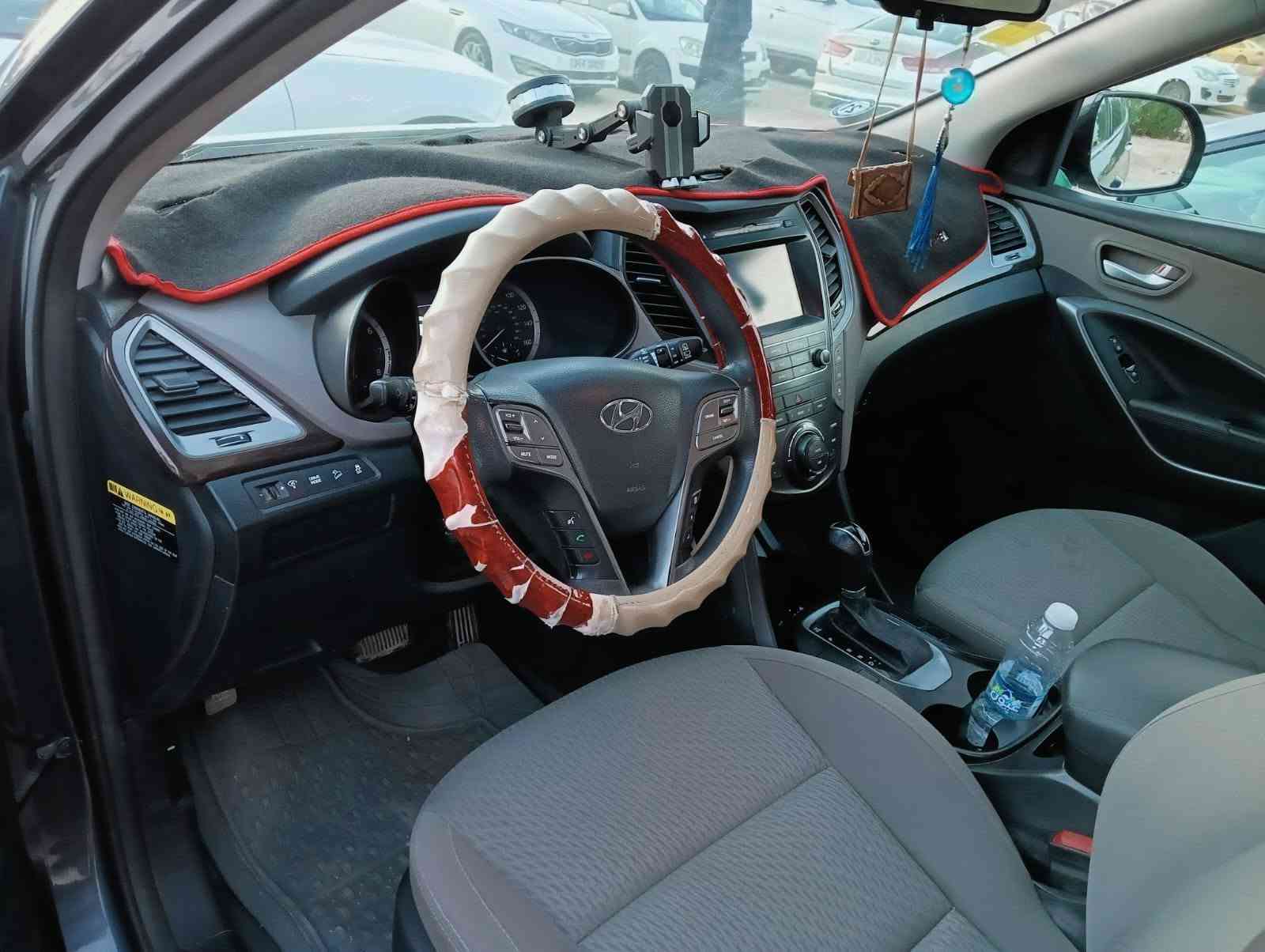 السلام عليكم.سنتافي 17 أمريكي
حجم المحرك.3000.V6..السياره 7راكب 
السيارة بيه شبر بنيد وشبر جاملغ صفحت السايق وشبر بالباب الخلفي جهت السايق بدون دواخل وبدون تبديل شرط الفحص.محرك وكير خير من الله والسياره نضيفه ومامتعوبه بسمي تحويل مباشر.العنوان ذي قار.قضاء سيد دخيل 
ستفسار فقط هاتف ***********

