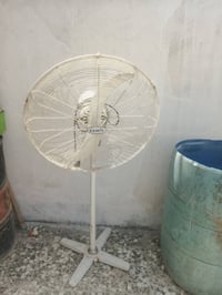 عندي هذني الأغراض للبيع الاسفسار الاتصال وات ساب فقط 07506389030