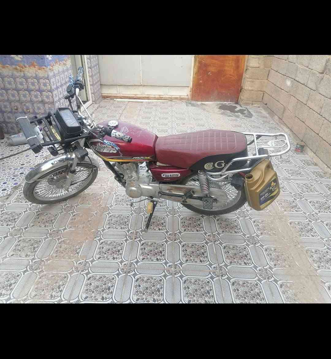 السلام عليكم دراجه للبيع تايكر موديل 23 للستفسار على الرقم
***********
