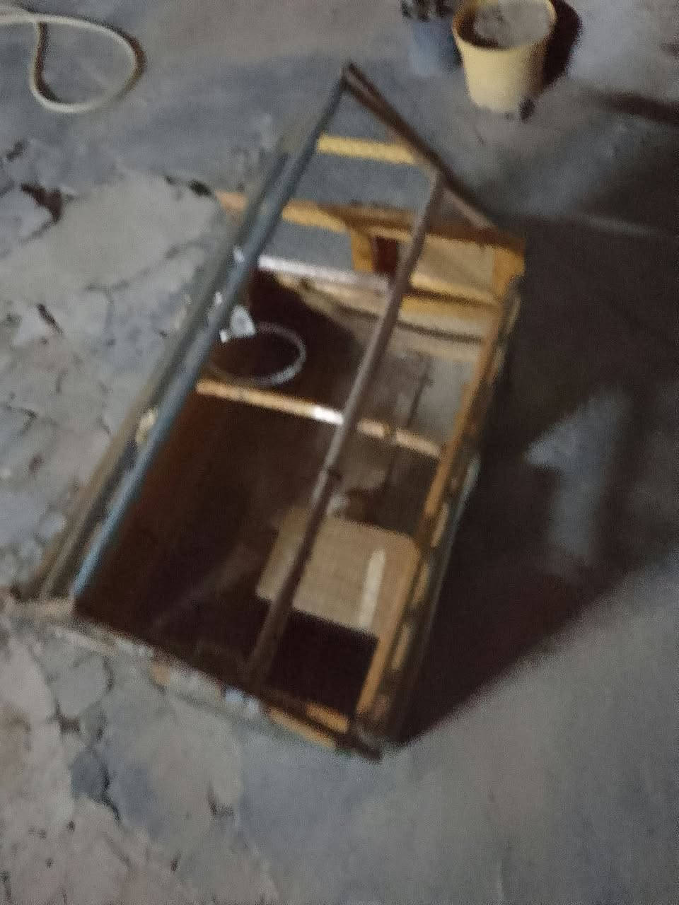 قفص • للبيع