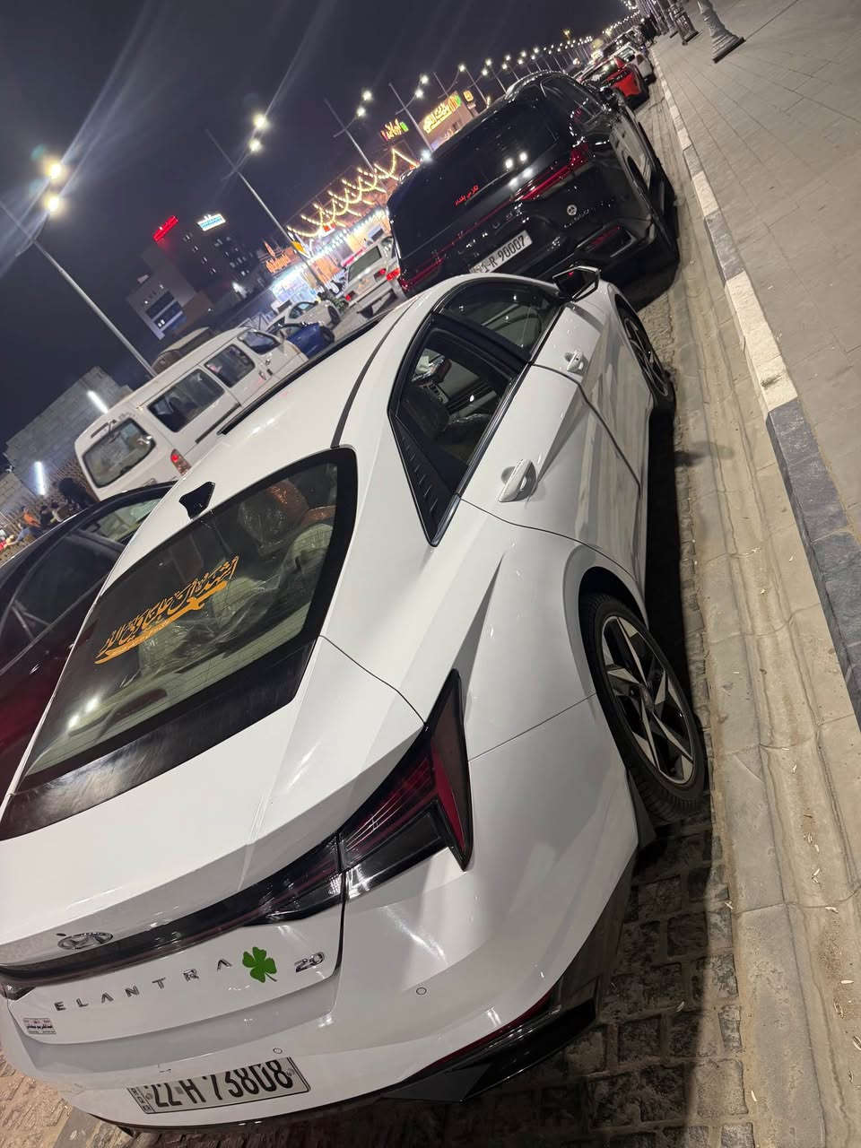 النترا 2023 خليجي فول مواصفات مكينه 2000 بصمه تشغيل وابواب مري شفط تشغيل عن بعد تبريد قطعتين حساس امامي خلفي وباقي المواصفات معروفه كفاله عامه ماعده طعجه بالبنيد ورصعتين ماشيه 50 الف كيلو وهذا رقمي ***********
السعر 165 واذا اكو مراوس اوباما جارجر Singapore

