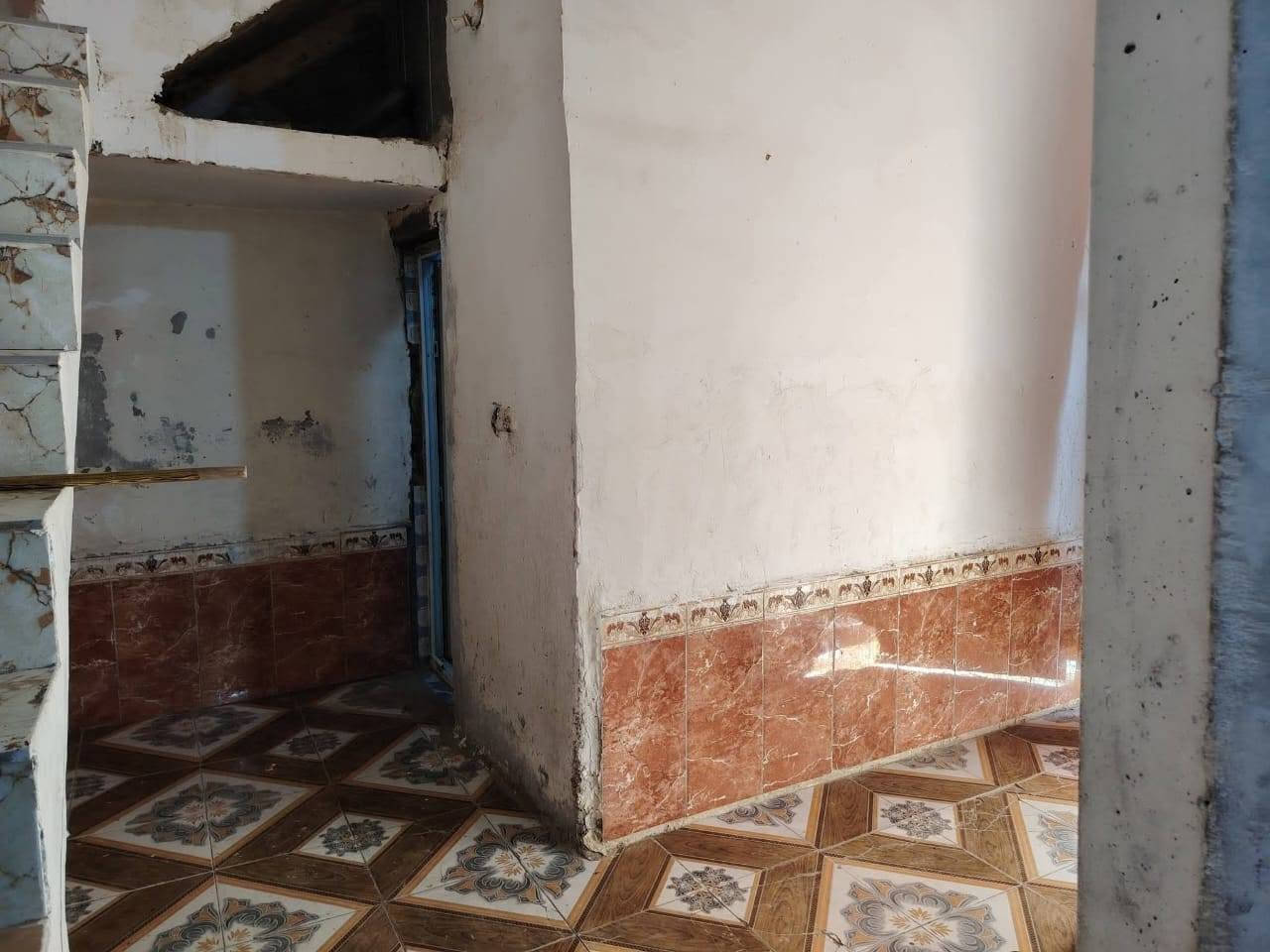 سلام عليكم 
بيت زراعي للبيع بحي الشفيج مقابل البراز متوفر كافة الخدمات بيت حلو ومرتب كامل من كل النواحي المساحه ٢٥٥م للستفسار اتصل او وتساب على ***********

نص مكتوب في الصور:
- 44°C