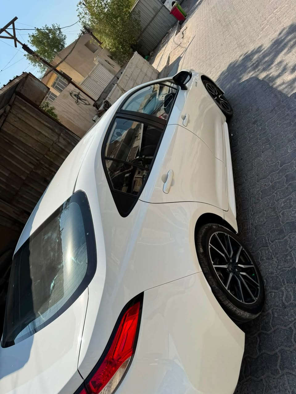سلام عليكم كورلا هايبرد 2023 شكل الامريكي فئه S فول مواصفات مكفوله من الصبغ رقم بغداد باسمي 
السعر 137 مجال بسيط *********** مكاني بغداد
