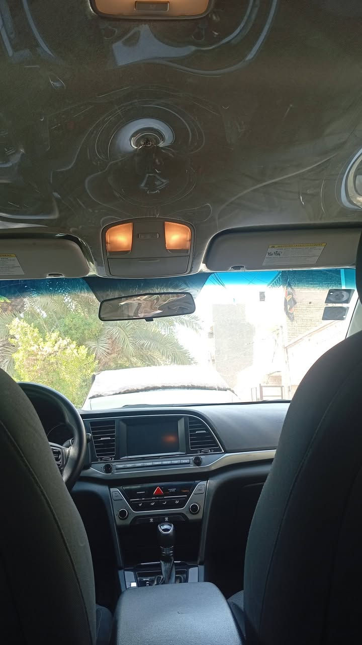 سلام عليكم سياره النترا وارد امريكي موديل (٢٠١٨) محرك دوش كير ايتي على وضع الشركه جاهزه من كولشي مواصفات رادارت تحكم اربع جهات وباقي مواصفات معروفه حادثهه جاملخ خلفي فقط بدون دواخل ونصبغ وبيهه ثلث قطع نصبغن لجماليه بدون ضربه ولا جوي ولا كص  سياره ليبل واحد بدون ايرباك  رقم بغداد الجديد  بسمي مكاني بغداد الشعله اي ستفسار على هاذا الرقم (***********) سعر ( ١٠٨ $ )
