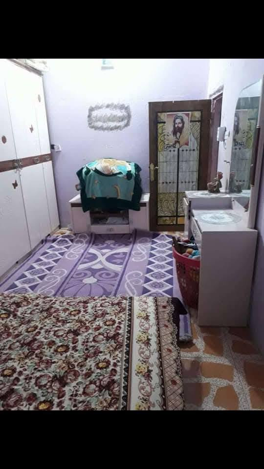 #للبيع بيت مناسب جدا
التفاصيل :
زراعي ال معالي ١٠٠م 
قرب الجسر
فيه براني وغرفة ومطبخ وصحيات عكادة
السعر ١٢ قابل للتفاوض 
للاستفسار اتصل او واتساب الرقم
***********

نص مكتوب في الصور:
- ابو كرار المعالي نشط منذ ١٧ دقيقة