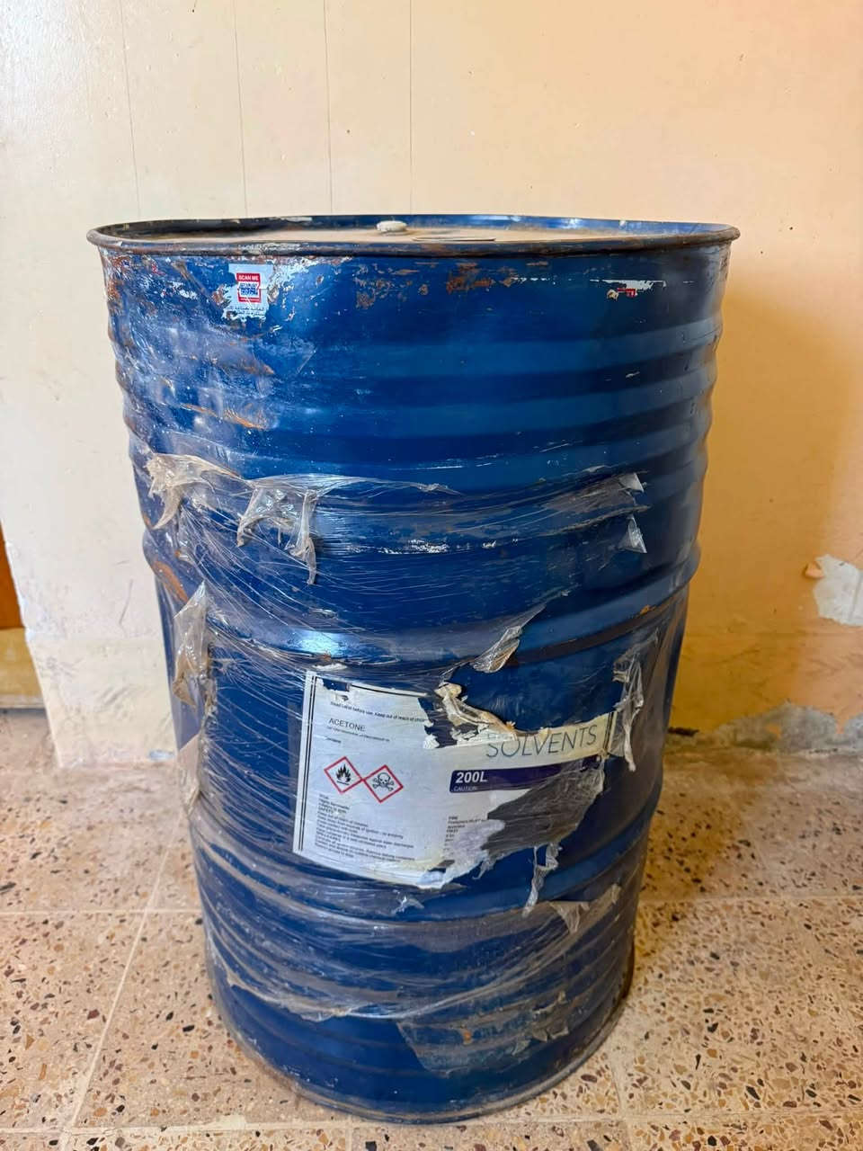 للبيع برميل حديد
٢٢٠لتر السعر 15 
الرقم ***********
