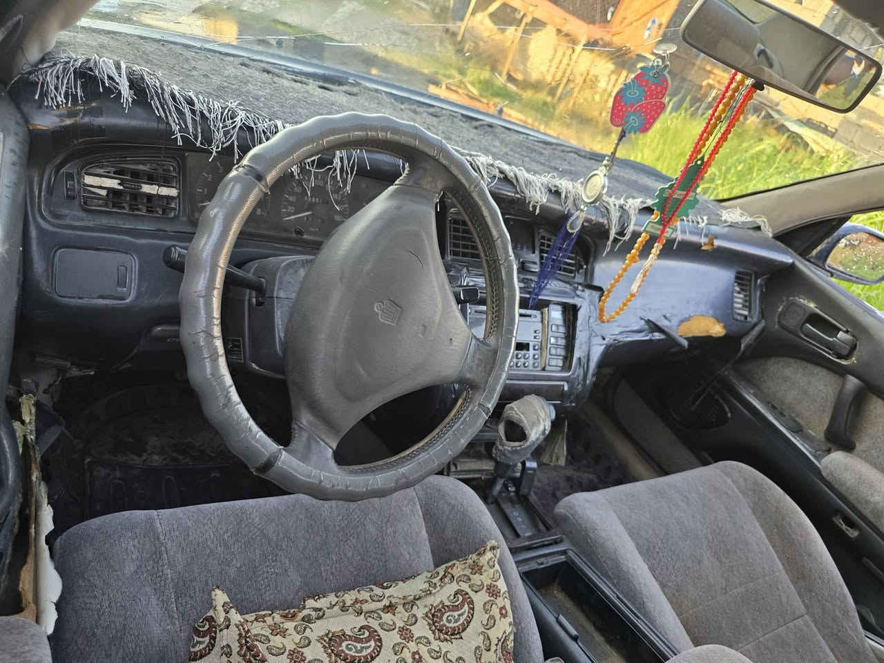السلام عليكم بطه للبيع موديل 92سنويه 27تحويل ثاني يوم اتصال ***********
