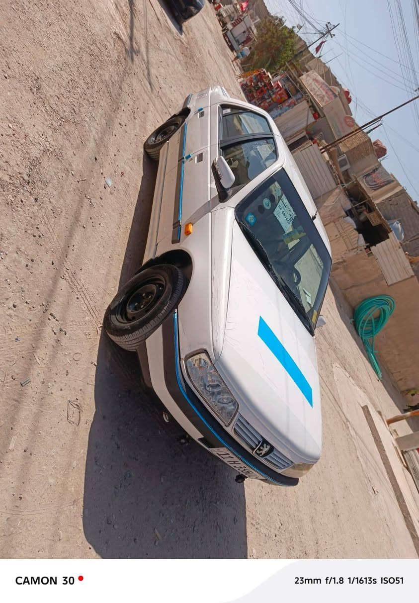 السلام عليكم بيجو جي آل اكس تبريد كهرباء تخم تاير جاهزه للاخير مكينه بيها بدايه تبخير قليل رقم بغداد جديد هزه جديده سنويه جديده 
المكان المشتل السعر 25 وبيها مجال قليل ***********‬ واتساب مفتوح
