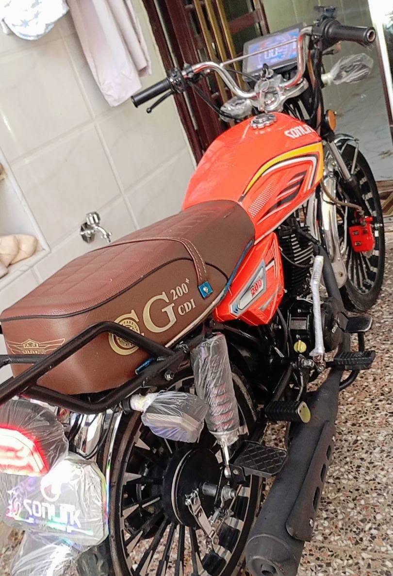 السلام عليكم دراجه سولنك مديل 25 نازله ب26 مگفوله گفاله عامه من تاير للتاير
مگينه200Cc مگفوله گفاله عامه برغي ممفتوح بيها اصبانه مطاختها مال جناي دراجه بعدها وگاله شرگه بيها جهاز انذار سرقه اوراقها گامله وتترقم ومگينتها صبانه ممدود على المحرك مگفوله گفاله عامه مگفوله مگينه وگهربائيات دراجه تتعب تكول جديده بعدها بحاله الوكاله من گد مانضيفه دراجه مابيها اي نقص مگفوله شرط من البرغي تجي تشوف اذا برغي بيها نقص تاخذها ابلاش صارلها 4اشهر نازله من المعرض سعرها 850وبيها مجال الشراي يخابرني ويشلع عيوني الاثنين وبخدمته مگاني الشعب 📍رقمي للتواصل *********** واتساب الشراي يخابرني ويدلل يشلع عيوني .

