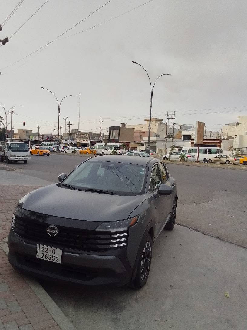 نيسان • ١٠٠٠٠ مايل • تحويل مباشر