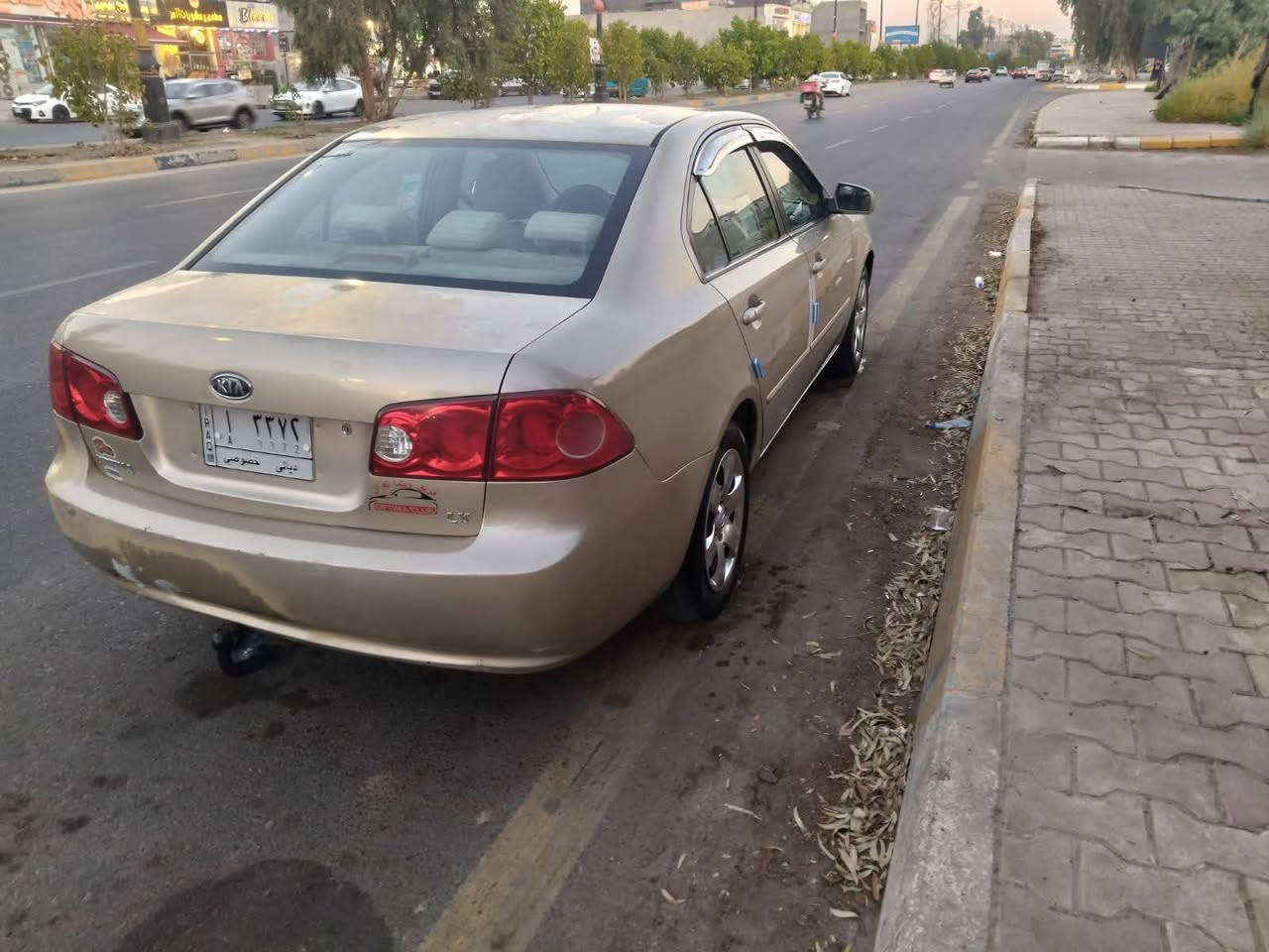 السلام عليكم سياره كيا اوبتيما للبيع موديل 2007 وارد امريكي محرك اربعه سلندر 2400 دوش ضررها البنيد ومصلح نفسه بدون دواخل بدون شواصي بدون ايرباك سياره خير من الله كامله من كلشي السعر 86 وبيها مجال حك الجيه مكان السياره بعقوبة 
***********
