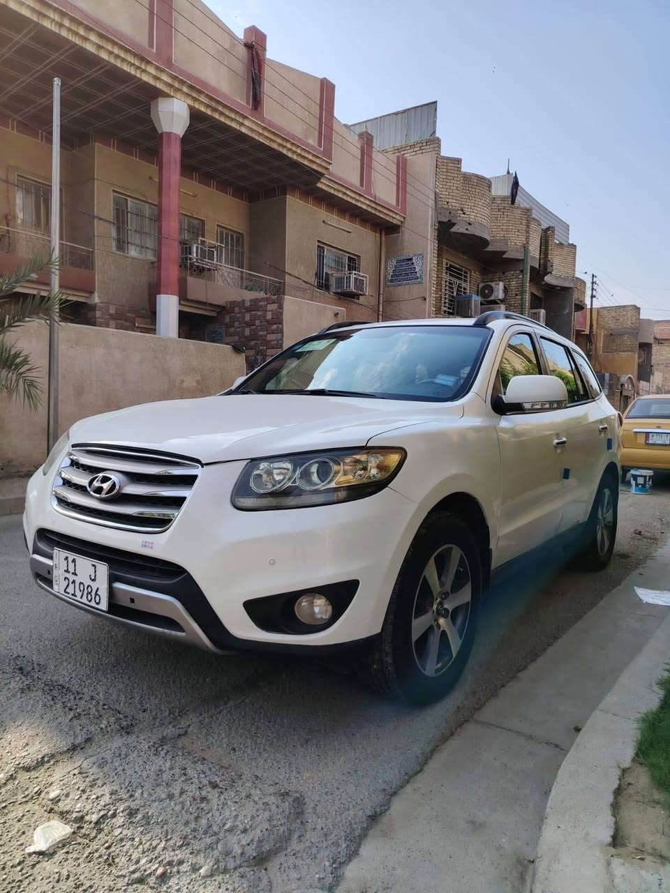 سنتافية • موديل ٢٠١٢ • رقم بغداد