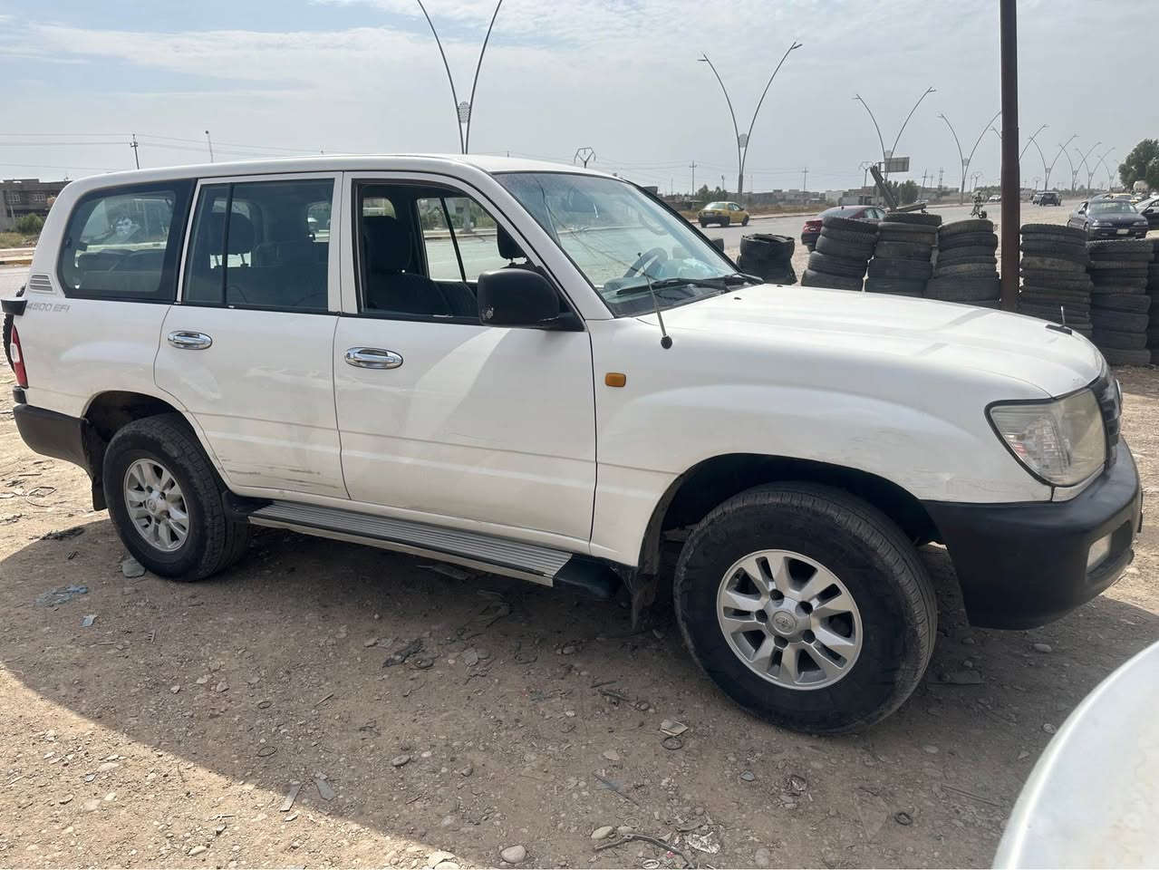 مونيكا ٢٠٠١ • فور ويل • محرك وكير ممتاز