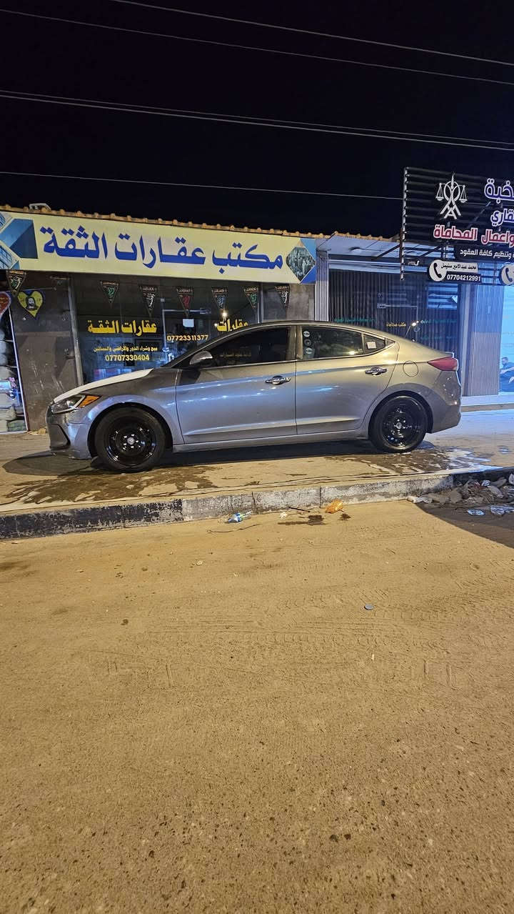 سلام عليكم النترا ٢٠١٧ بسمي وارد امريكي بيه جاملغ وبنيد فقط بدون دواخل سعر ١١٠ ***********
