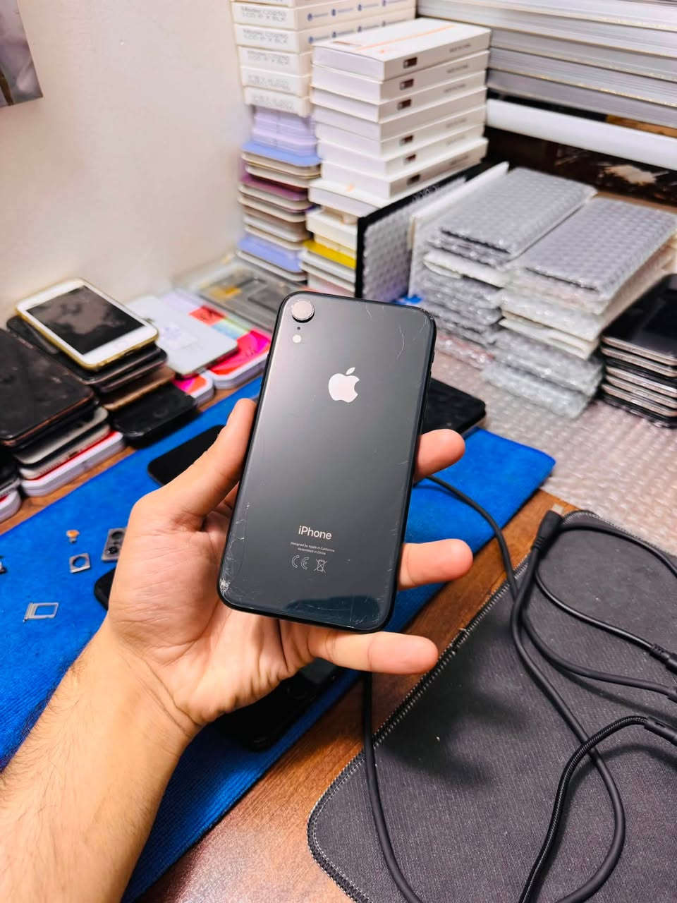ايفون مفتوح تخطي • اكس ار ٦٤ • ١١ برو ماكس ٢٥٦