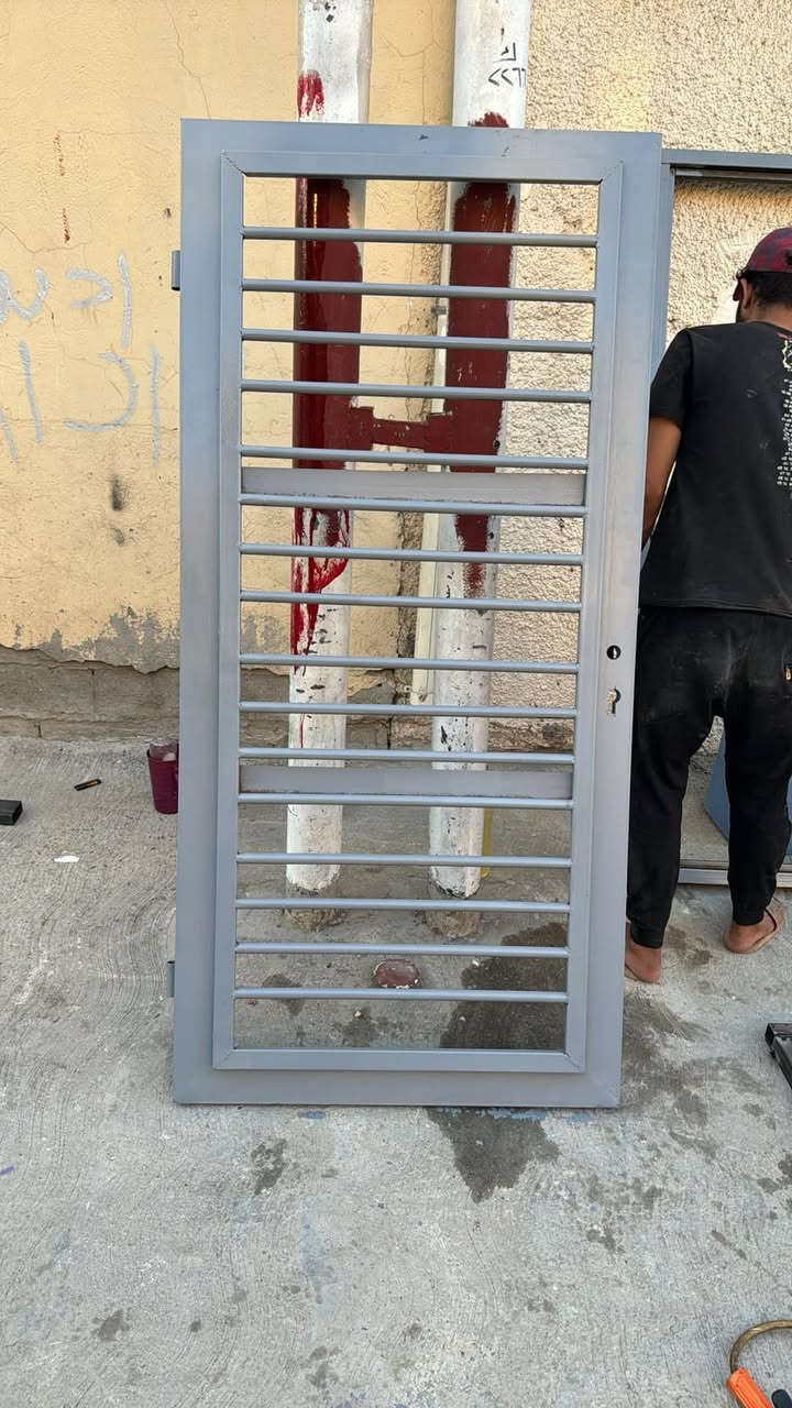 ***********☎️📞

حداده عامه  قمريات بيبان  شبابيك 
مكاني حي العامل
