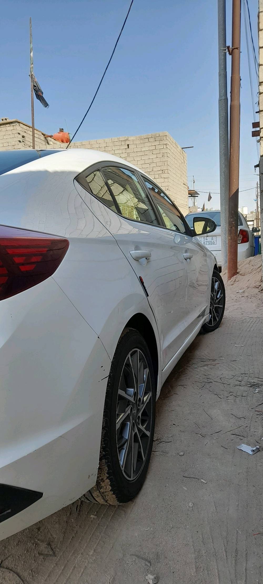 النترا 2020 وارد امريكي مكينه 2000 دوش كير AT رقم بغداد معوقين لون ابض صدفي حادثها بمريكا جهة اللايت الايمن مبدل بنيد والمدكر راجع نفسه ع البارد وبيها بارد اماكن صغيره هنا بالعراق السياره تبريد تدفئه سياقه ذاتيه شاشه كبيره السياره حلوه السعر 125 وبيها مجال للاستفسار الاتصال على الرقم ***********