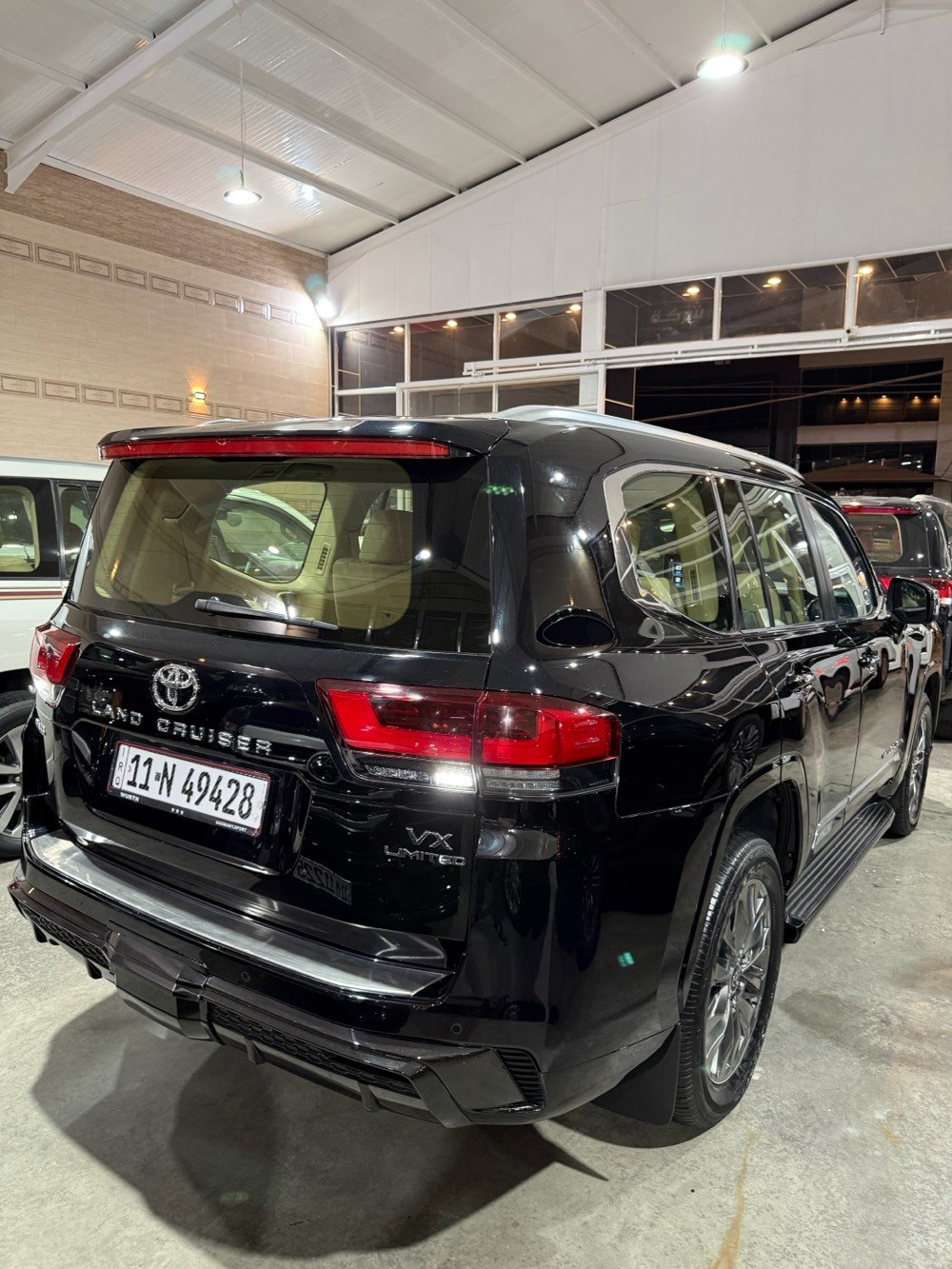 * لاندكروزر  vx لمتد 2023 بغداد مغلفه ppf
* ⁠سعد العبيدي (***********)
* ⁠جعفر (***********)
* ⁠السعر (66.500 $) مغلفه ppf
* ⁠الفئة:  LIMTED  /  VX تنفس طبيعي
* ⁠داخل جلد بيجي اصلي 
* محرك 6 سلند (4000 cc) 
* ⁠العداد (29750) رقم بغداد 
* ⁠رادار امامي - رادار خلفي - رادار جانبي (نقطة عمياء) 
* ⁠تحديد مسار قيادة ذاتية 
* ⁠شاحن وايرليس امامي 
* ⁠هاندبريك بصمة لايت اوتو 
* ⁠ماوس تغير وضعيات القيادة 
* ⁠بصمة تشغيل بصمات ابواب عدد (5).
* ⁠سماعات تويتر (JpL) شاشة دجتل
* ⁠شاشة كبيرة اصلية 
* ⁠شاشات خلفية عدد (2) 
* ⁠4 كامرات (360 درجة) اصلية 
* ⁠فتحة سقف (سلايت) لايت ثلاث عدسات
* ⁠الكراسي الامامية كهرباء 
* ⁠كراسي الامامية تبريد تدفئة 
* ⁠مقاعد (7) راكب  فور ويل (4*4)
* ⁠ثلاجة وسطية جنطة كهرباء  
* ⁠داخل صاج تشغيل عن بعد
* ⁠علامة لاندكروز الضوئية بالابواب
* حساس امامي خلفي مري طي كهرباء مري جانبية نيكل 
* ⁠قبضات ابواب نيكب ترايش ابواب نيكل 
* السعر  (65.500 $) رقم بغداد كامل
* العنوان :- بغداد النهضة الشآرع الثآني  معرض الناجي سعد العبيدي 
* ⁠للاستفسار هـ(***********) (***********)