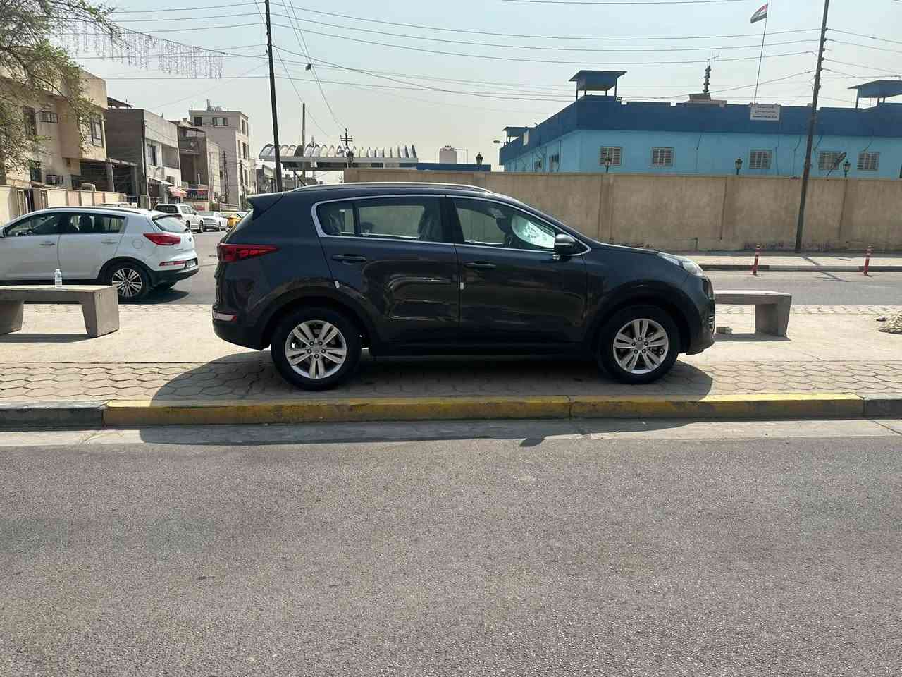 السلام عليكم
انسب سبورتج للبيع خليجي موديل ٢٠١٨ مكفوله من الصبغ والتبديل

الدعاميه الاماميه مصبوغه وبارد بحافة الجاملغ وبيها شخوط مكحلات وسونارها بالمنشور

مواصفات عاديه

سويچ نزول منحدرات مانع انزلاق شاشه اندرويد كامره دوارة حساسات خلفيه بلاديه  اشاير بالمري لايت ماذور يصعد وينزل ولايت زنون وبلوجكتر رباعي السياره كشنات مخمل جدد خمسه ويل كب حجم ١٧ المرغوب مابي طسه لونها نفطي

محرك جي دي اي خليجي اقتصادي وبدون دوانز بانزين عادي دير واطلع مكفول گير ٦ نمر مكفول تبريد ثلج 

رقم اربيل آني ابصملك بالتحويل هزه جديده 

السياره تخم تاير قبل اسبوع شديته وماشيه ٩٩ الف كيلو 

مكان السياره بغداد السيديه للاتصال *********** او ***********

السعر ١٤٥ ومجال بسيط

نص مكتوب في الصور:
- سونار جيك و
- SONAR WIND STAR
- CALL US NOW!
- ***********
- تبديل
- 9/8/2026 5:24:59 PM - admin - 100-003078
- بارد
- شخوط
- صبغ
- جانب علوي
- معلومات السيارة
- مجرد الاطلاع فوق البنفسجية
- نوع المركبة سبورتاج
- رقم المركبة 60666
- موديل المركبة 2018
- لون المركبة نفطي
- *********** رقم الموبايل
- الاسم الكامل مثني حميد عثمان
- سليم
- جانب خلفي
- جانب امامي
- رصعات
- بارد وتكحيل في المكان المحدد +رصعات
- جانب ايسر
- جانب ايمن
- بارد في المكان المحدد +رصعات وخدوش وتكحيل
- رصعات وخدوش وتكحيل +بارد في المكان المحدد
- رصعات وخدوش في اجزاء من السيارة
- اخلاء كامل مسؤوليتنا بعد انتهاء الفحص وتسليم العجله اي قطعه بلاستيك غير مشموله بالفحص