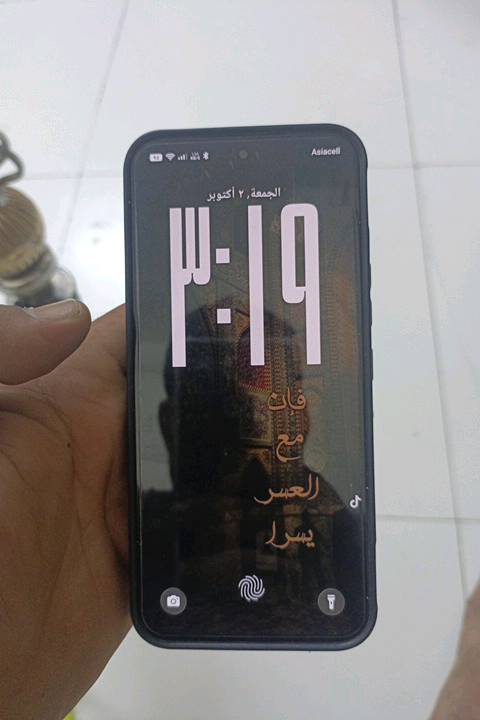 السلام عليكم ورحمة الله انفنكس GT30 
ذاكره 512 التلفون نضافته 90 بل ميه تلفون كامل هوه وملحقاته تبريد ويا شاحنه سماعات وكارتونه