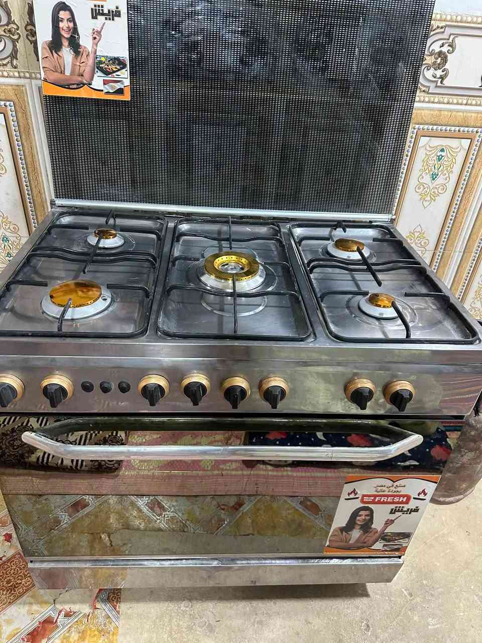 السلام عليكم
طباخ فريش باب اول ستيل اخو الجديد نظيف جدا افران مزدوج ممتازه اغراض كاملة السعر ٢٤٠ وبيه مجال بسيط الاستفسار خاص للجادين بالشراء فقط رجاءا او اتصال ***********بيه واتساب
