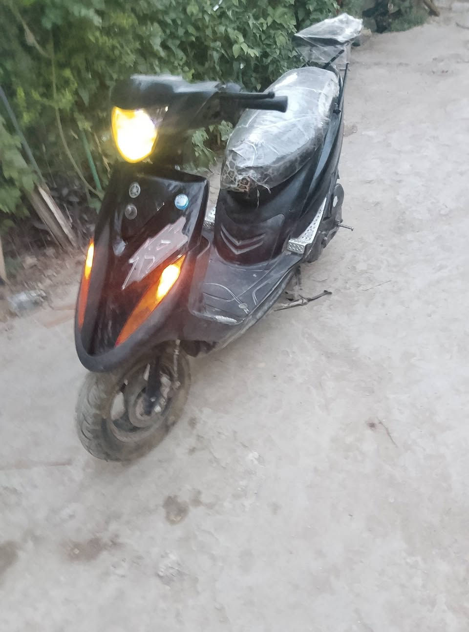 سلام عليكم ..
ماكس عدله لبيع دراجه مناقصه شي مثل ما بالصورة 
سعرها 350 قفل مستعجل كلش عل بيعه مالته
عنوان بغداد جزيرة سياحيه 
الاستفسار *********** واتساب
