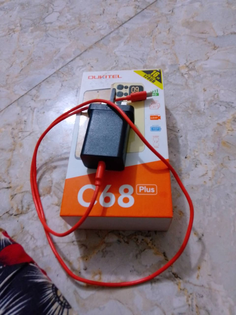 سلام عليكم  وتساب فقط ***********
## 📱 للبيع: جهاز Oukitel C68 Plus / Pro بحالة ممتازة

* **اسم الجهاز:** Oukitel C68 Plus (أو Pro)
* **السعة والتخزين:** 128 جيجابايت
* **النظافة والحالة:** مستعمل (نظيف جداً)

---

### ⚙️ أبرز مواصفات الجهاز:

* **الشاشة:** شاشة ضخمة بحجم **7.2 إنش** مع معدل تحديث سلس **120Hz** (ممتازة لمشاهدة الفيديوهات والتصفح).
* **البطارية:** عملاقة بسعة **6000 مللي أمبير** تدوم لفترات طويلة جداً مع دعم الشحن السريع.
* **الكاميرا الأساسية:** بدقة **64 ميجابكسل** لتصوير واضح.
* **المعالج:** Unisoc T615 ثماني النواة لأداء يومي سلس.
* **نظام التشغيل:** أندرويد الحديث.
* **المميزات:** بصمة أصبع جانبية + منفذ Type-C + منفذ شريحتي اتصال.

---

### 💰 التفاصيل والسعر:

* **السعر المطلوب:** **175 ألف دينار عراقي** (قابل للتفاوض البسيط للجادين).
* **الموقع:** بغداد. المدينه. 

سلام عليكم  وتساب فقط 

## 📱 للبيع: جهاز Oukitel C68 Plus / Pro بحالة ممتازة

* **اسم الجهاز:** Oukitel C68 Plus (أو Pro)
* **السعة والتخزين:** 128 جيجابايت
* **النظافة والحالة:** مستعمل (نظيف جداً)

---

### ⚙️ أبرز مواصفات الجهاز:

* **الشاشة:** شاشة ضخمة بحجم **7.2 إنش** مع معدل تحديث سلس **120Hz** (ممتازة لمشاهدة الفيديوهات والتصفح).
* **البطارية:** عملاقة بسعة **6000 مللي أمبير** تدوم لفترات طويلة جداً مع دعم الشحن السريع.
* **الكاميرا الأساسية:** بدقة **64 ميجابكسل** لتصوير واضح.
* **المعالج:** Unisoc T615 ثماني النواة لأداء يومي سلس.
* **نظام التشغيل:** أندرويد الحديث.
* **المميزات:** بصمة أصبع جانبية + منفذ Type-C + منفذ شريحتي اتصال.

---

### 💰 التفاصيل والسعر:

* **السعر المطلوب:** **175 ألف دينار عراقي** (قابل للتفاوض البسيط للجادين).
* **الموقع:** بغداد. المدينه.
