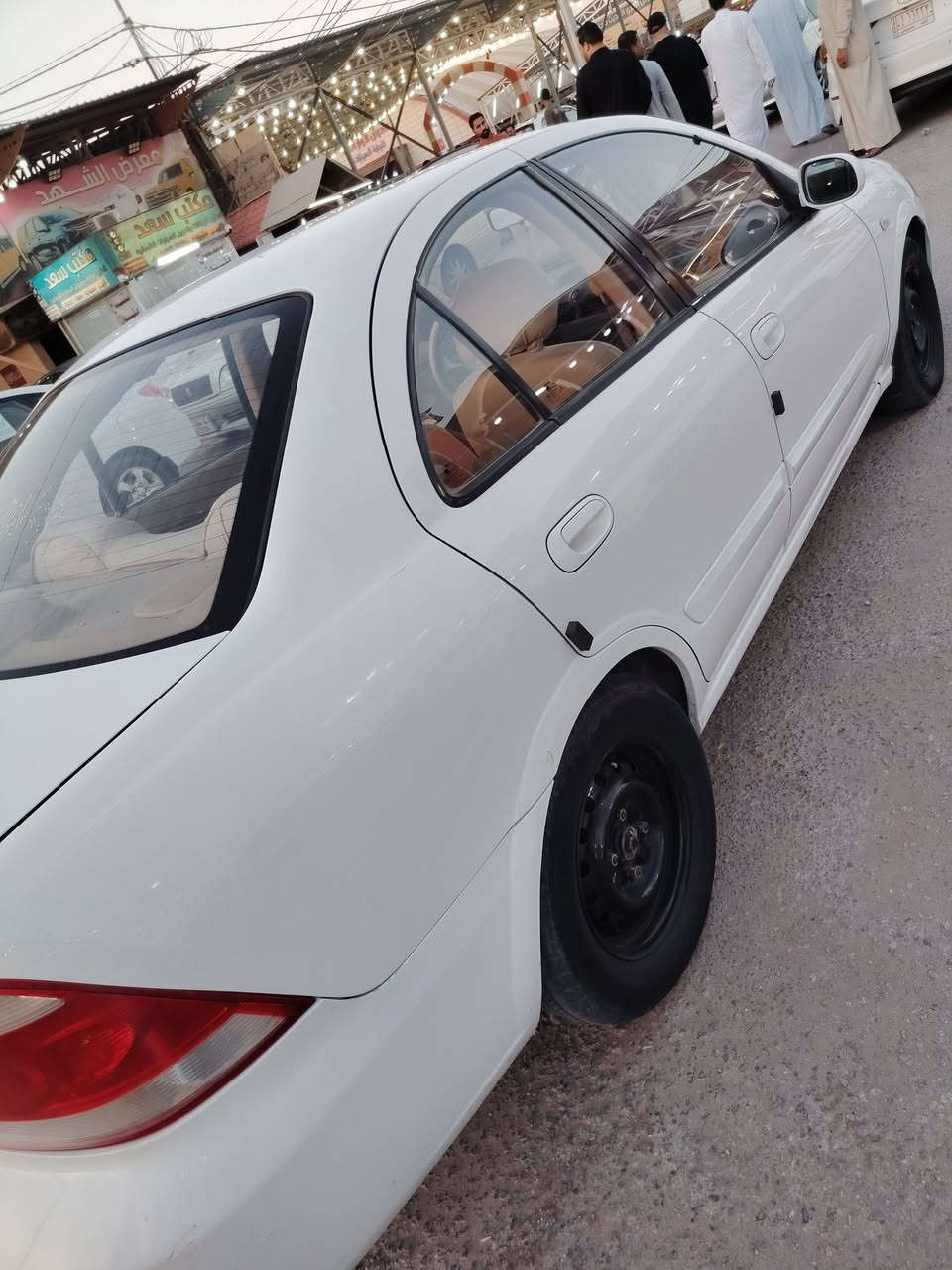 نيسان سني 8 مكينه كير تبريد فول بيها بس قبق الصندوگ والجاملغ الخلفي  صبغ.. 79 وبيها مجال

***********
العنوان الديوانيه الشامية
