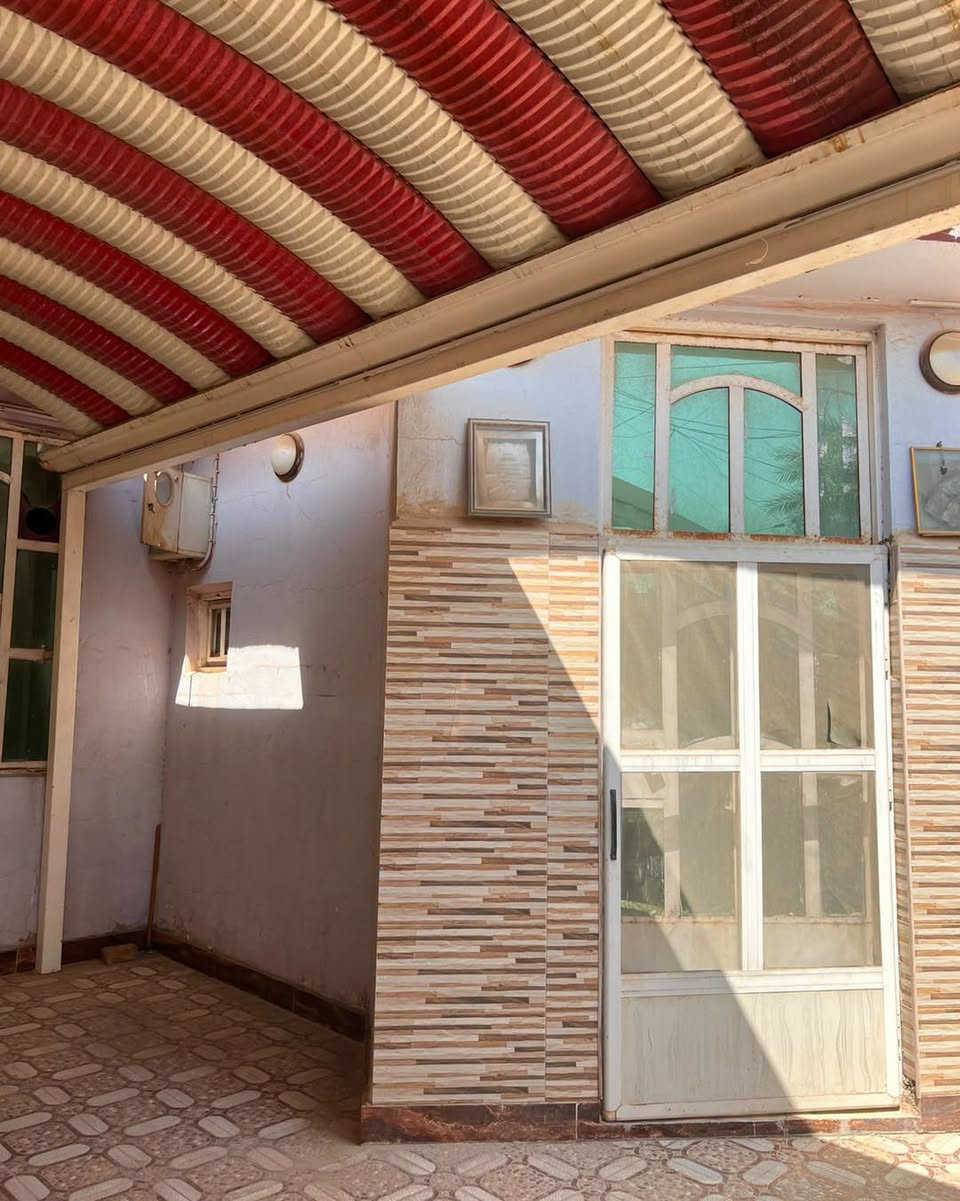 دار للإيجــــار ام الخيل الثالثة قرب المستوصف 200م طابقين 4غرف نوم 2صالات 2مطابخ 2صحيات
سعر الايجار 500

لمعرفة الأسعار والعروض المتوفرة افتح الرابط التالي 

https://alqaseem-estate.com/
او مراجعة مكتب القسيم /ام الخيل شارع السايدين قرب مجمع الحسناوي

‭***********‬

‭***********‬
