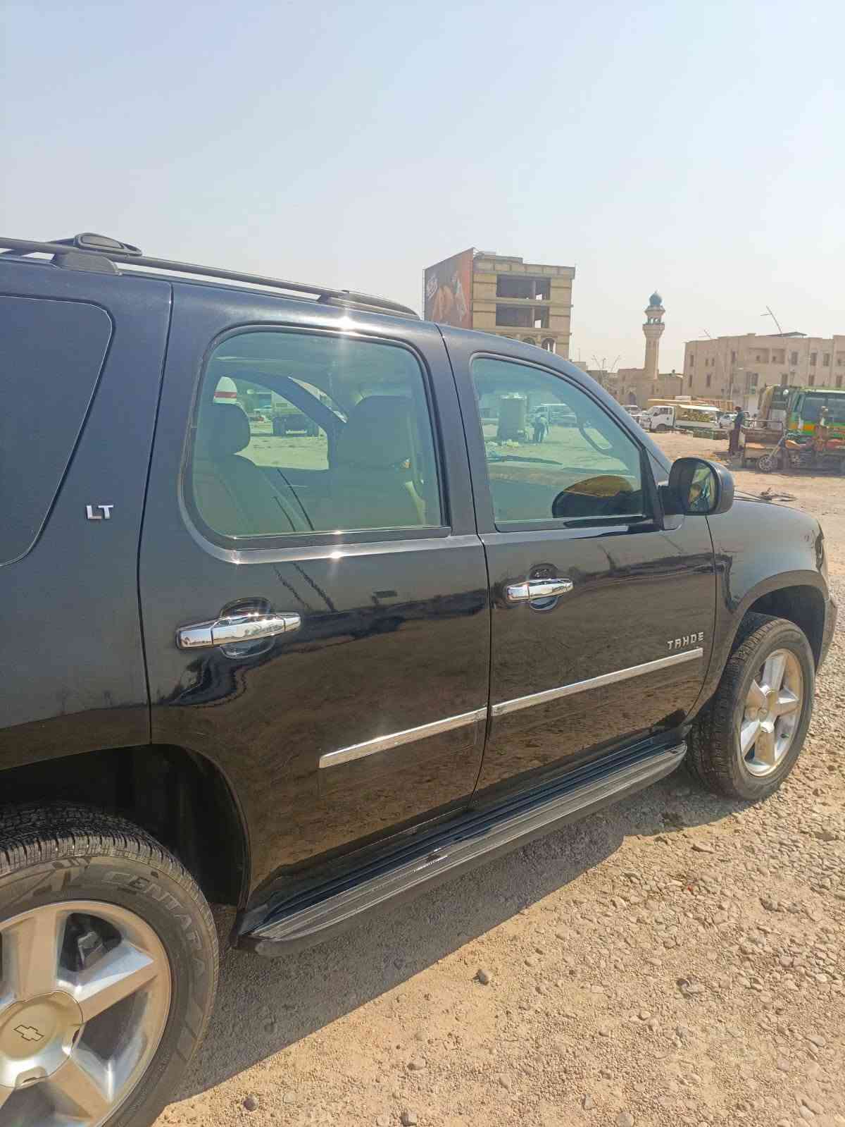 عليكم تاهو للبيع رقم ميسان ترقيم جديد قرار ١٠٢ نكليزي  اصولي بسمي تحويل ثاني
يوم موديل ٢٠١٤ سياره كفاله
  تبريد ثلج جاهزه من كلشي
 كشنات جلد كهرباء فول مواصفات
 سعر 200 وبيهه مجال مكاني بصره 
رقم 《***********》
