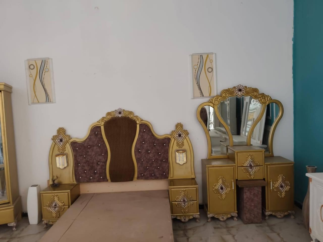 للبيع نجاره عراقيه تصميم تركي ناصريه حي تضحيه
***********
