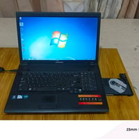 لاب توب ماركة سامسونك حجم١٧ معالج انتل بونتيوم  رام١ كيكا قابل للتطوير...