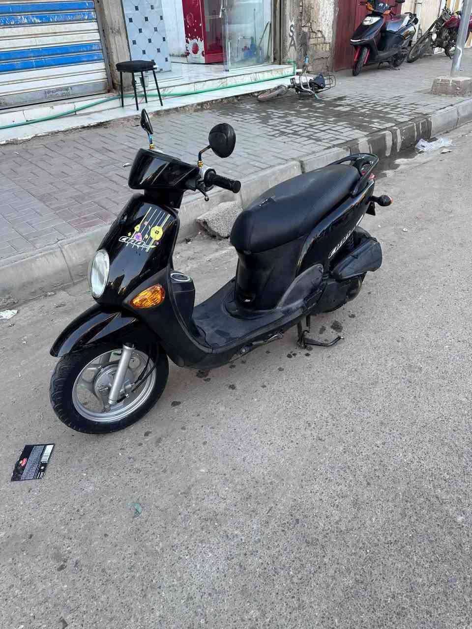 السلام عليكم فله مديل 9 مكفوله للبيع السعر 850 وبيها مجال مكاني كوت حي الجهاد ***********
